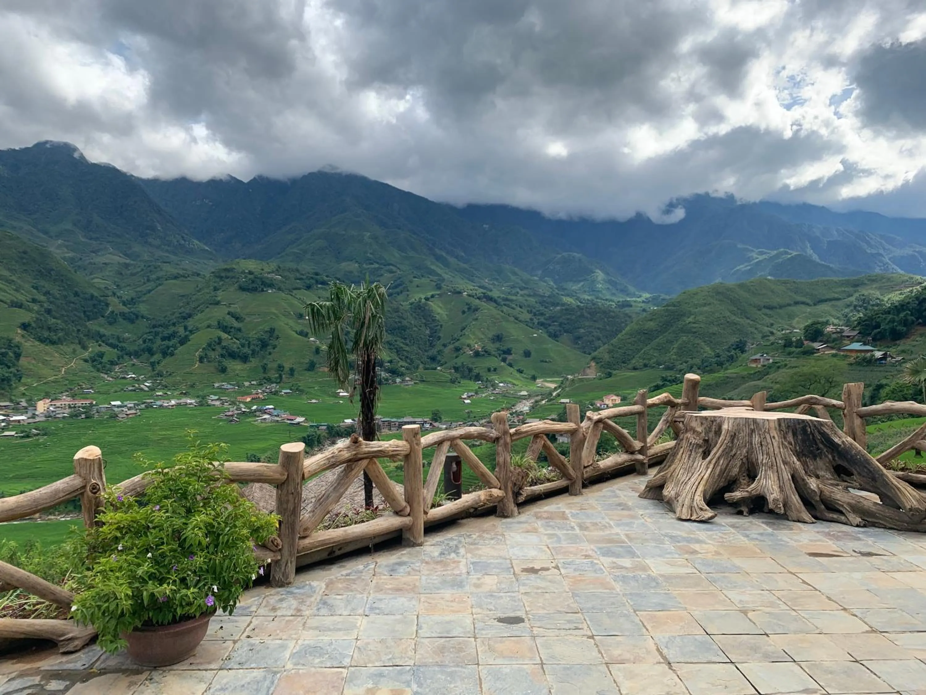 Patio in Eco Palms House - Sapa Retreat