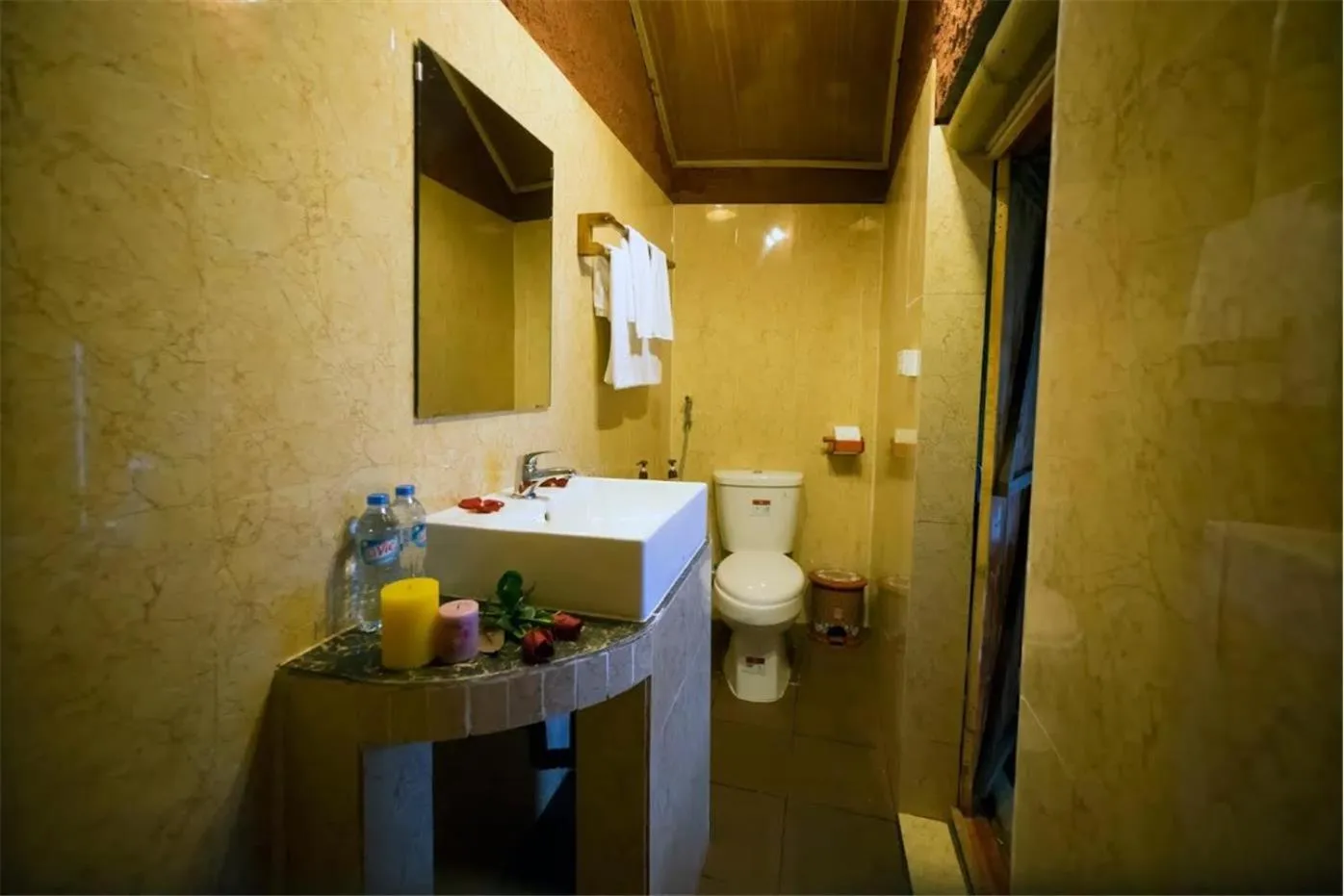 Bathroom in Eco Palms House - Sapa Retreat