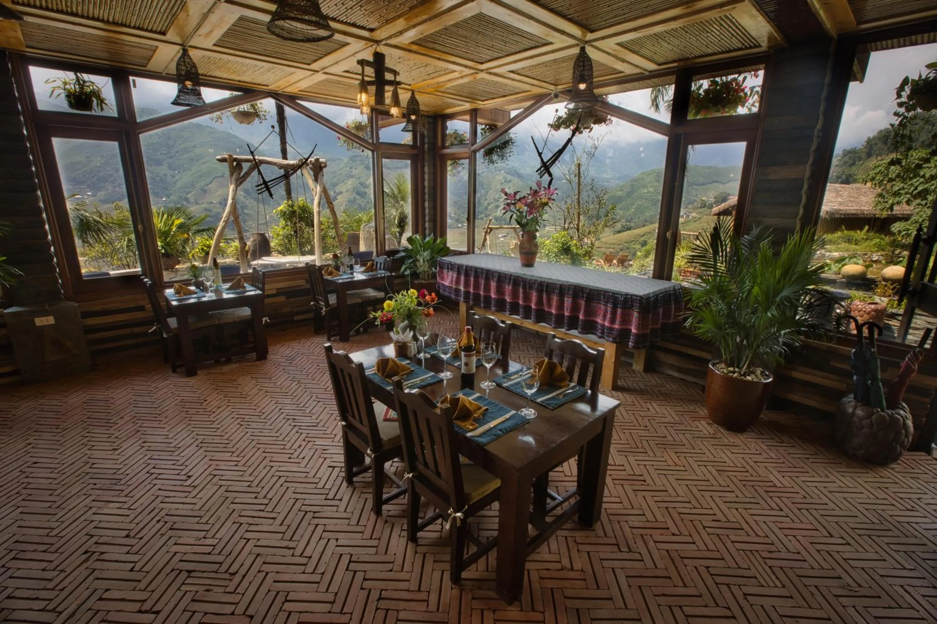 Food and drinks in Eco Palms House - Sapa Retreat