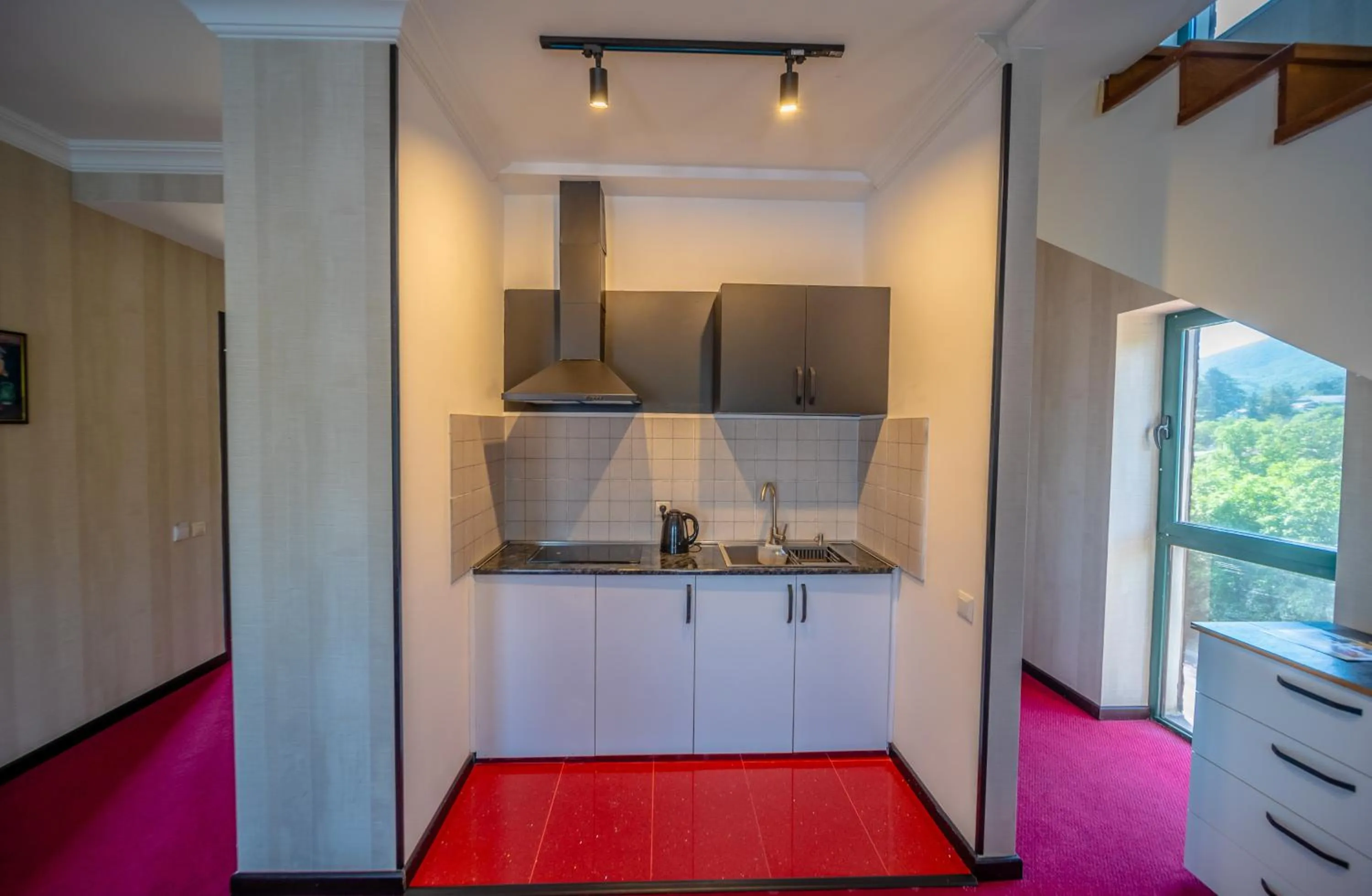 Kitchen or kitchenette in Kopala Tskneti Hotel