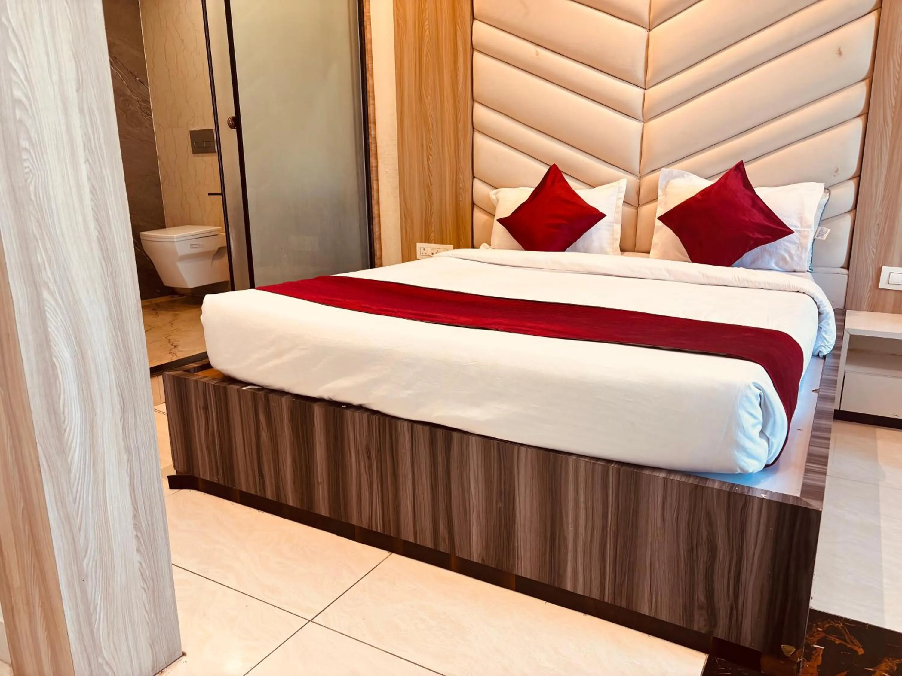 Bedroom in Hotel Chariot Inn