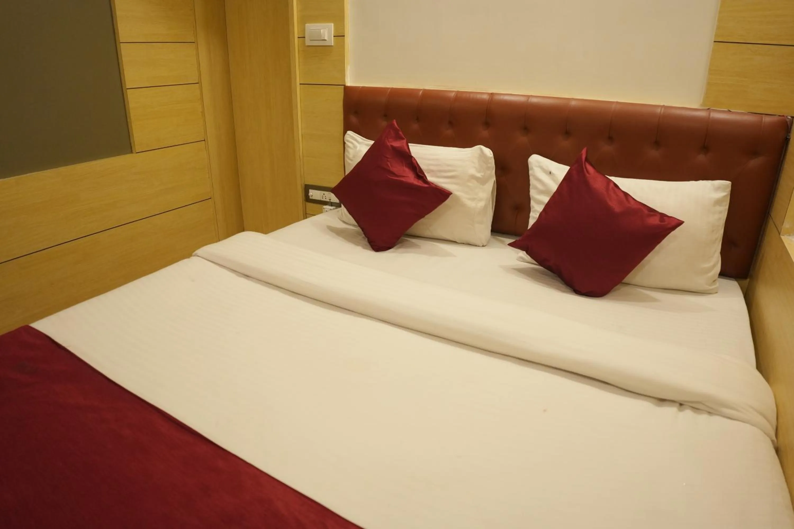 Photo of the whole room in Hotel Chariot Inn