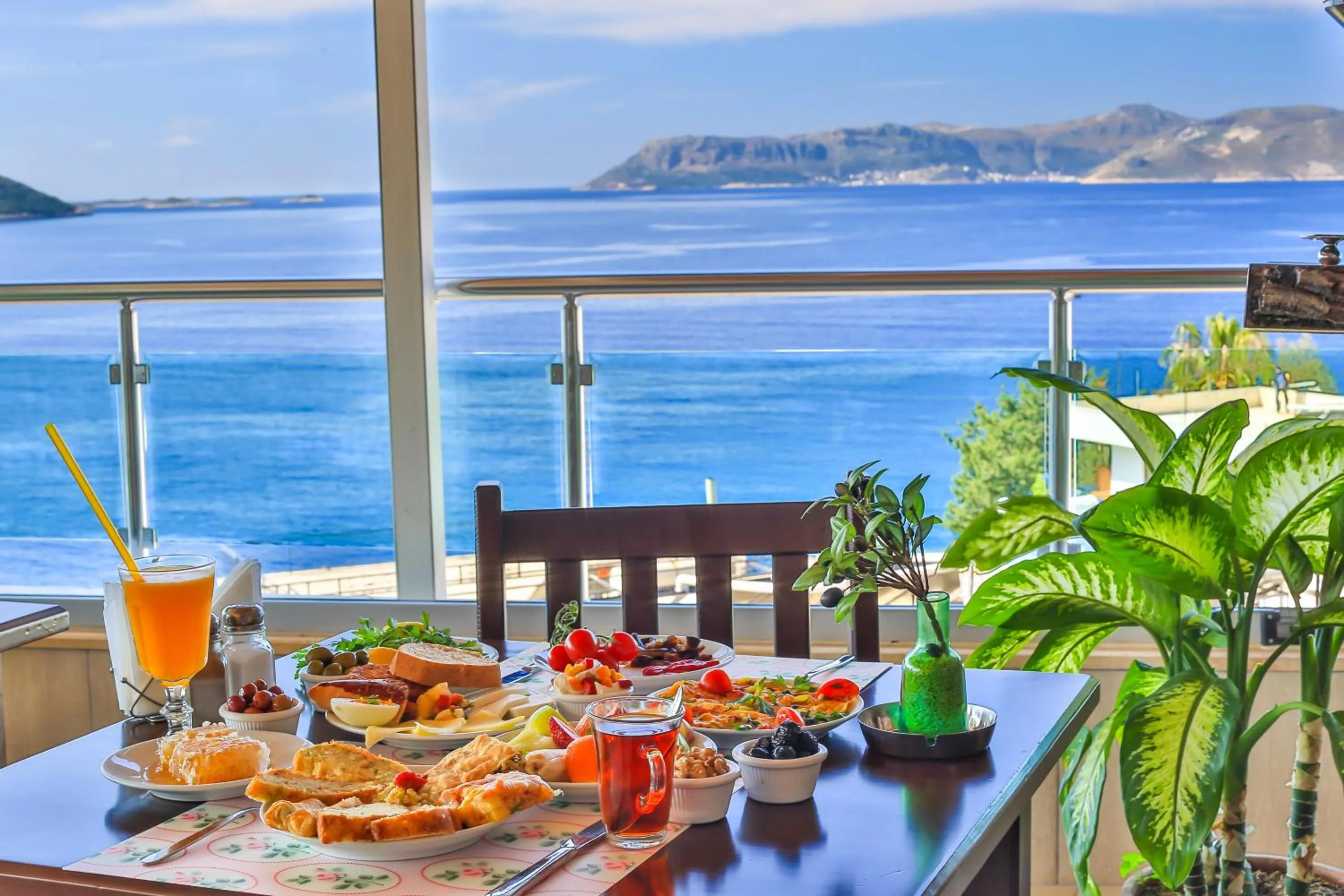 Food in Hotel Sonne - Adults Only