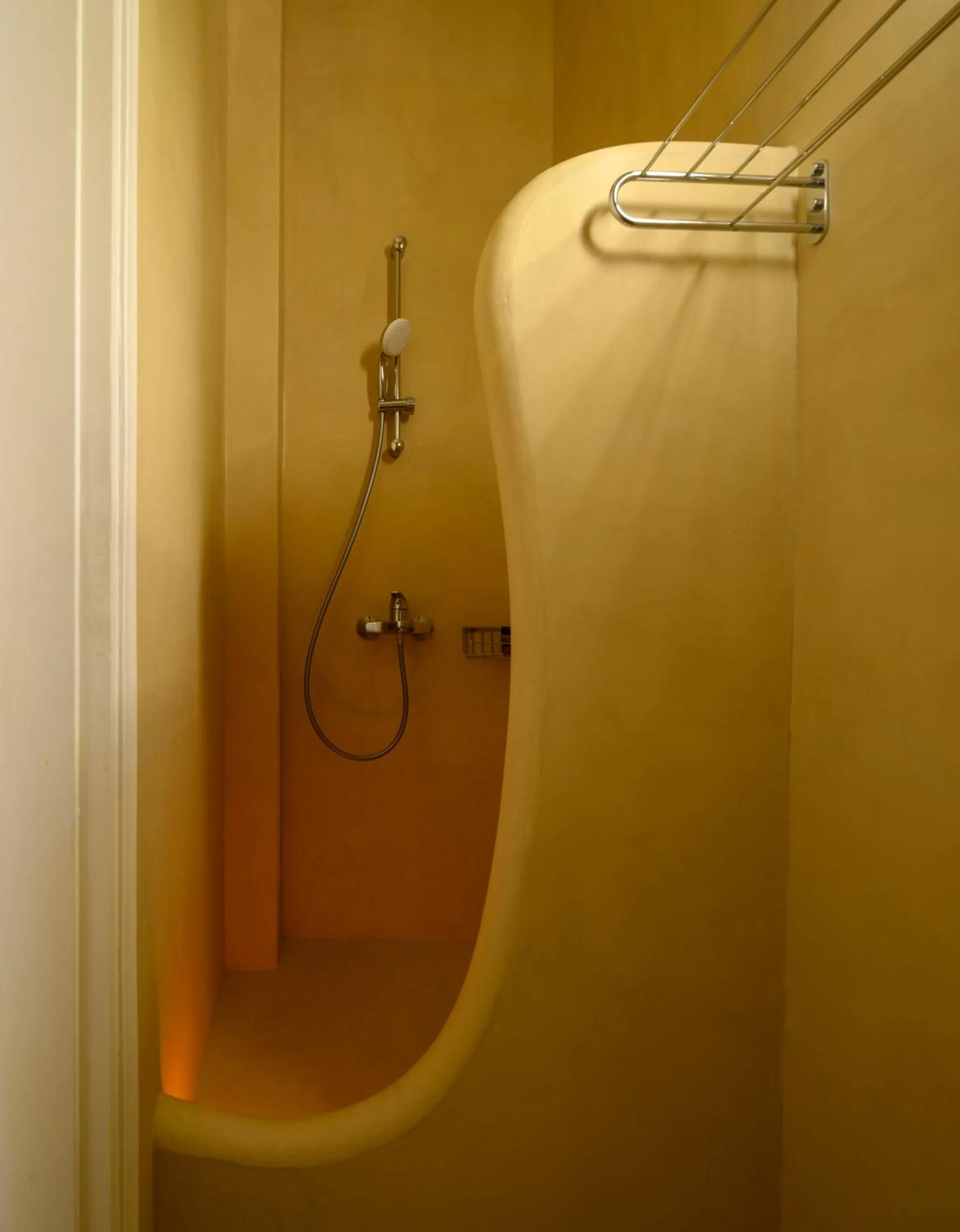 Shower in Selini Ηotel