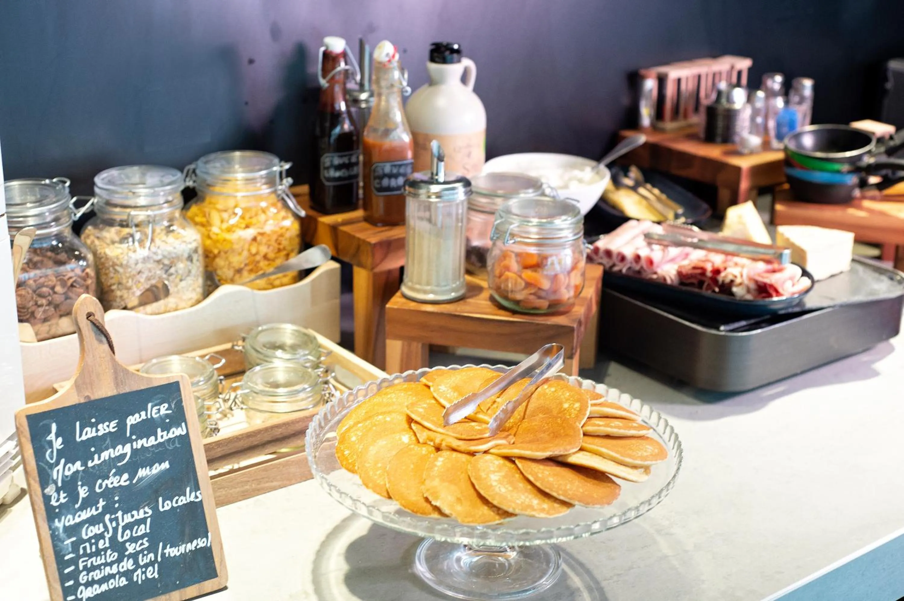 Breakfast in Campanile Clermont Ferrand Centre