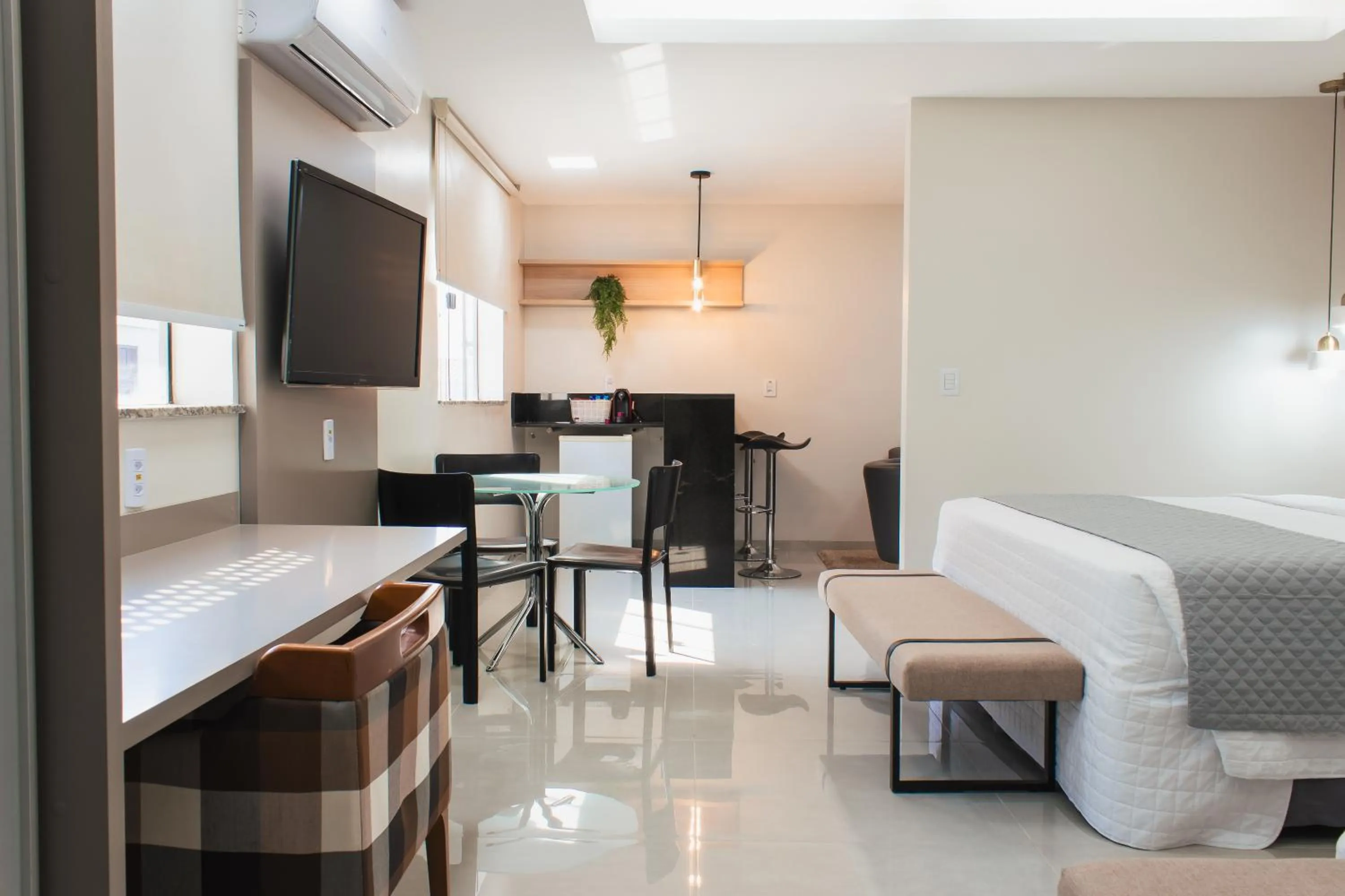 Bed in Atrium Confort Hotels