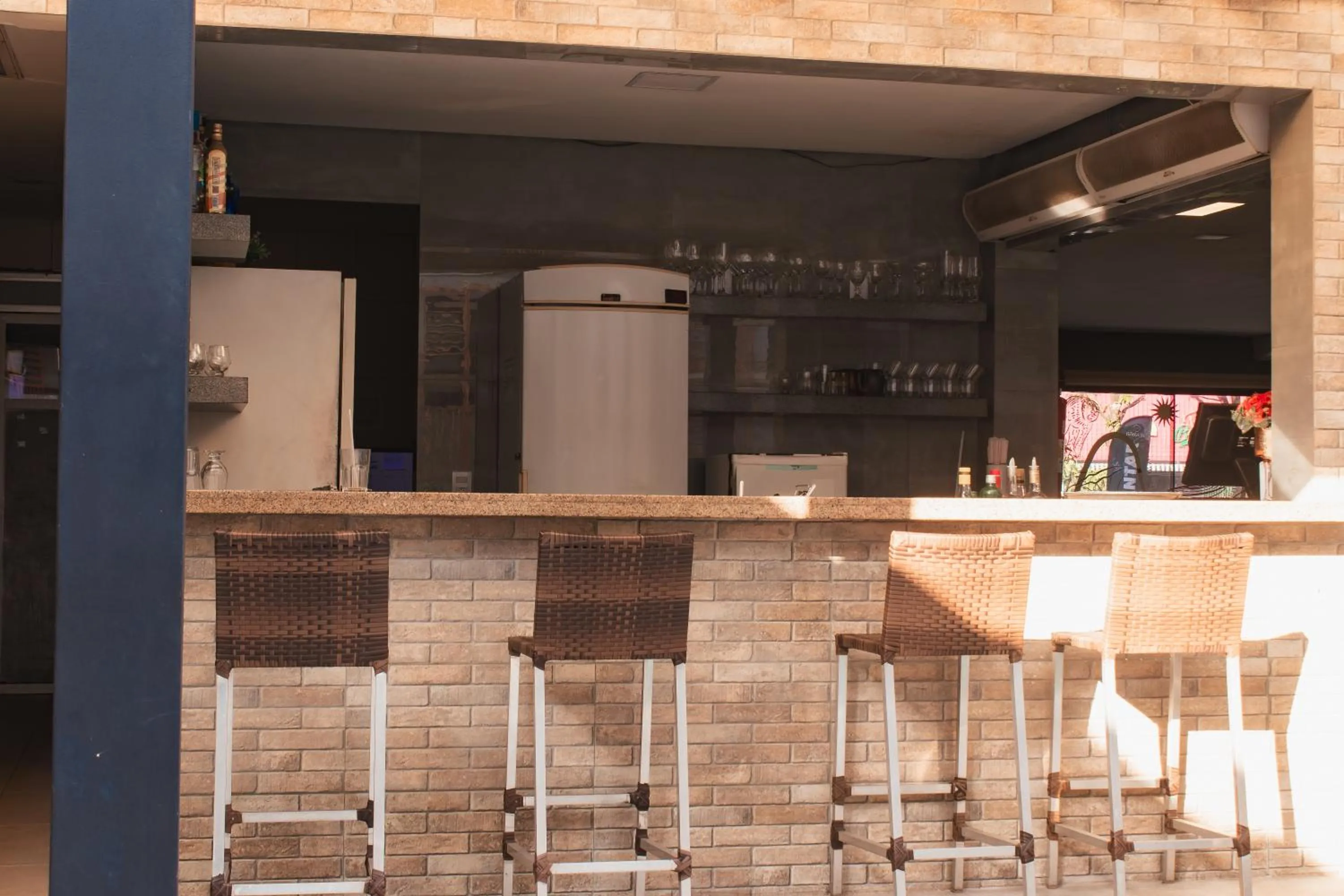 Lounge or bar in Atrium Confort Hotels