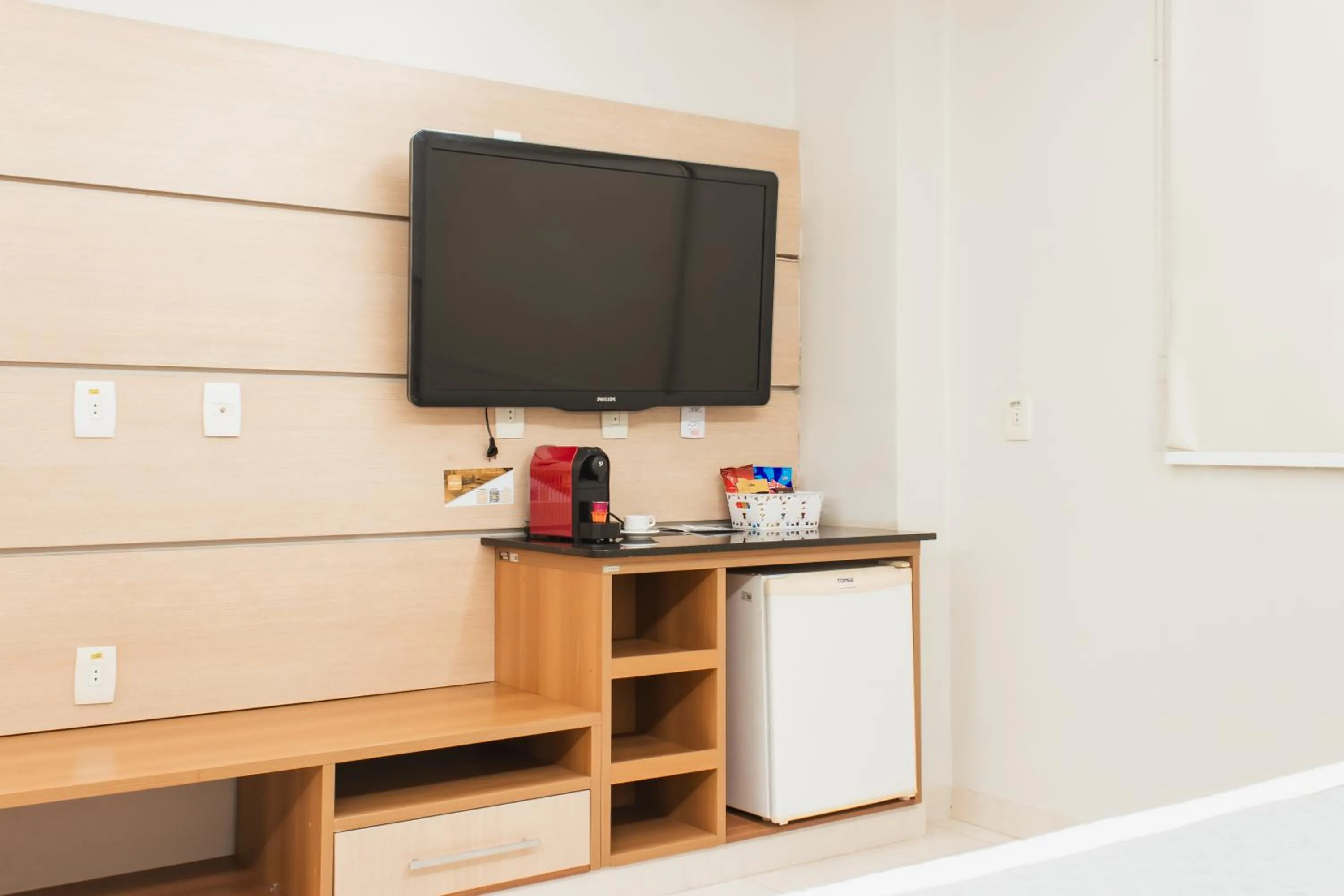 TV and multimedia in Atrium Confort Hotels