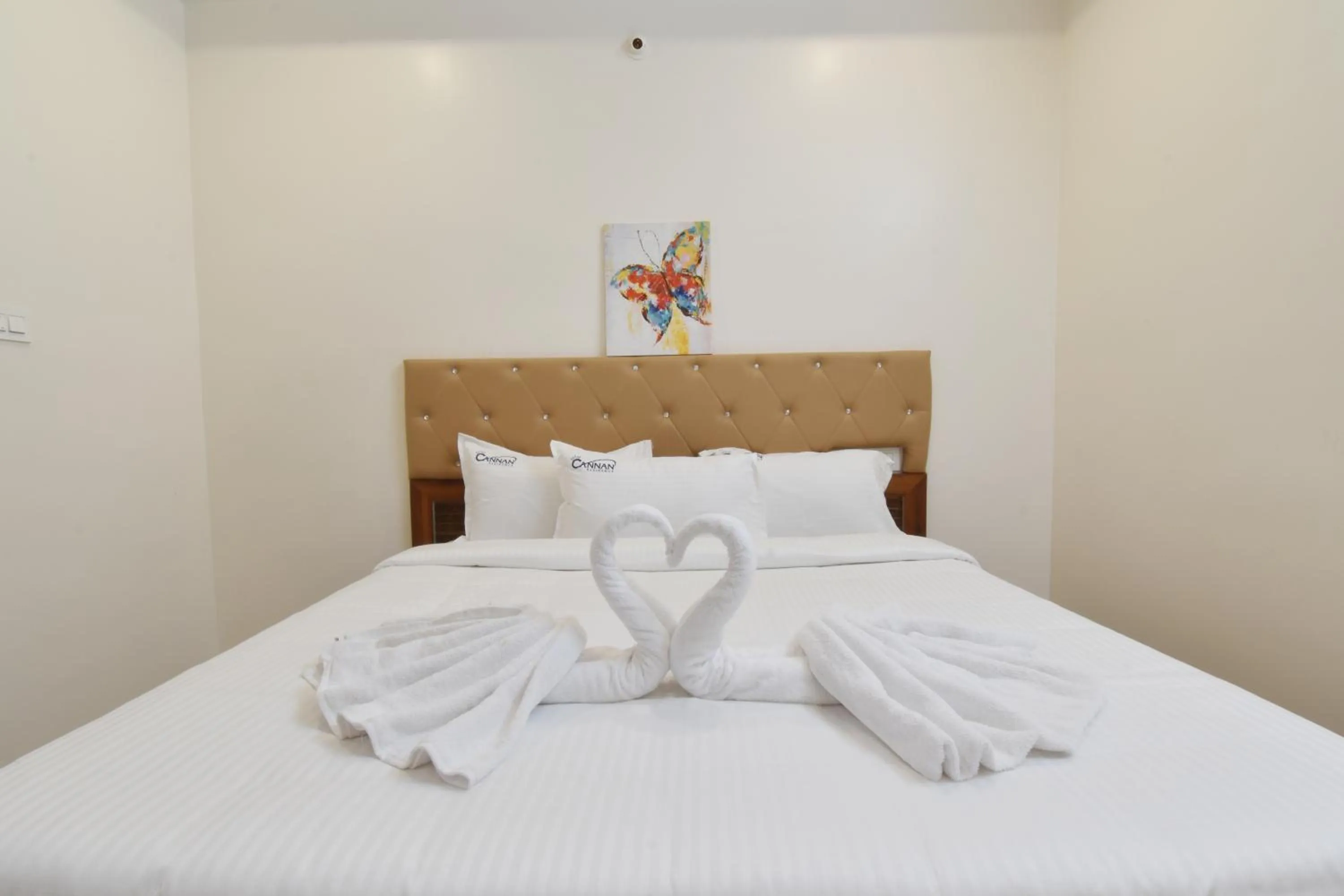 Bed in Cannan Residency Pondicherry