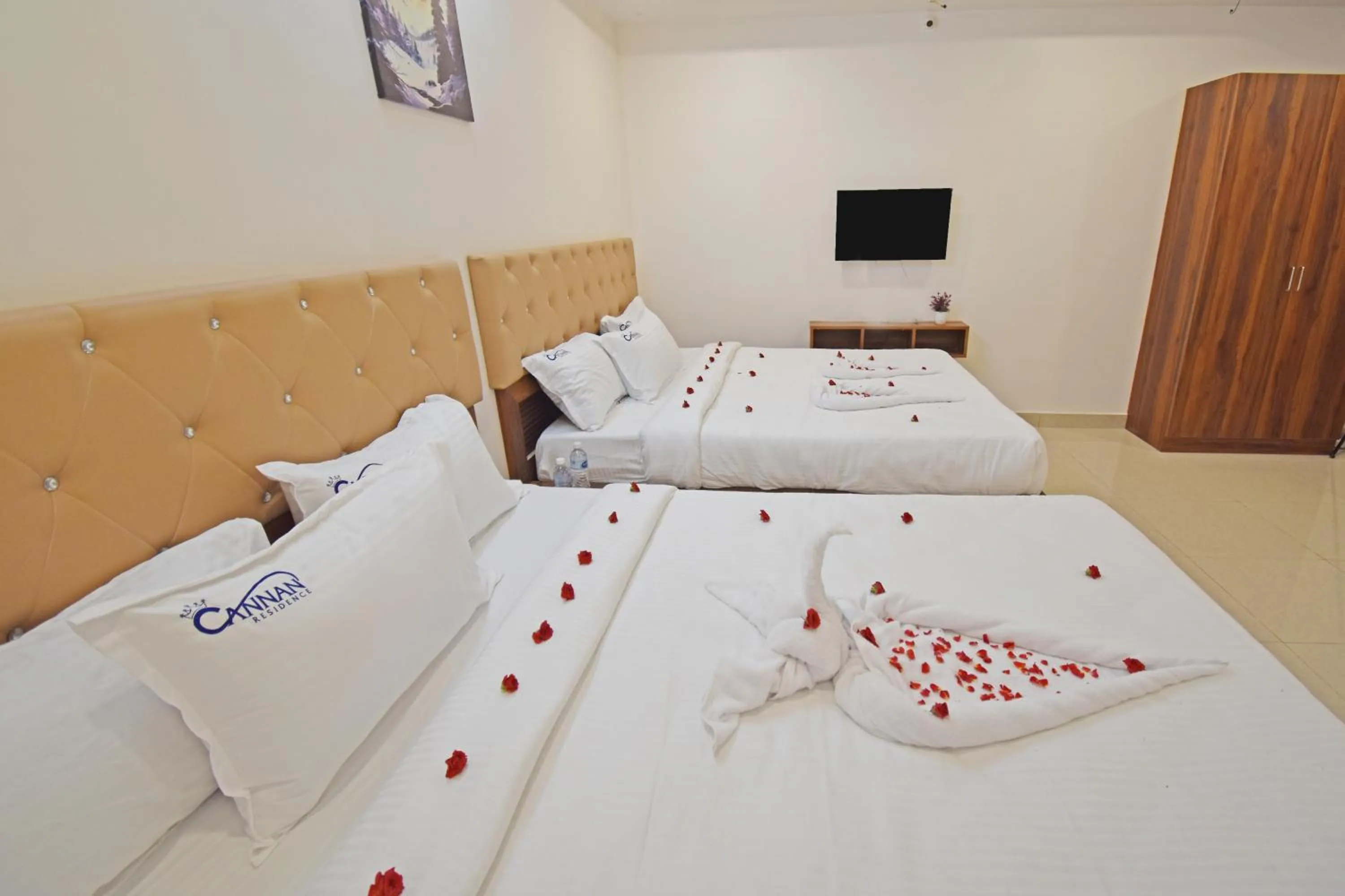 Bed in Cannan Residency Pondicherry