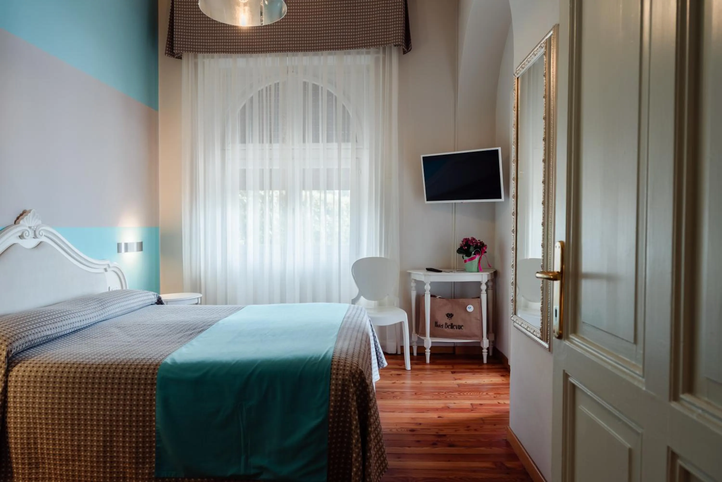 Bed in Hotel Bellevue