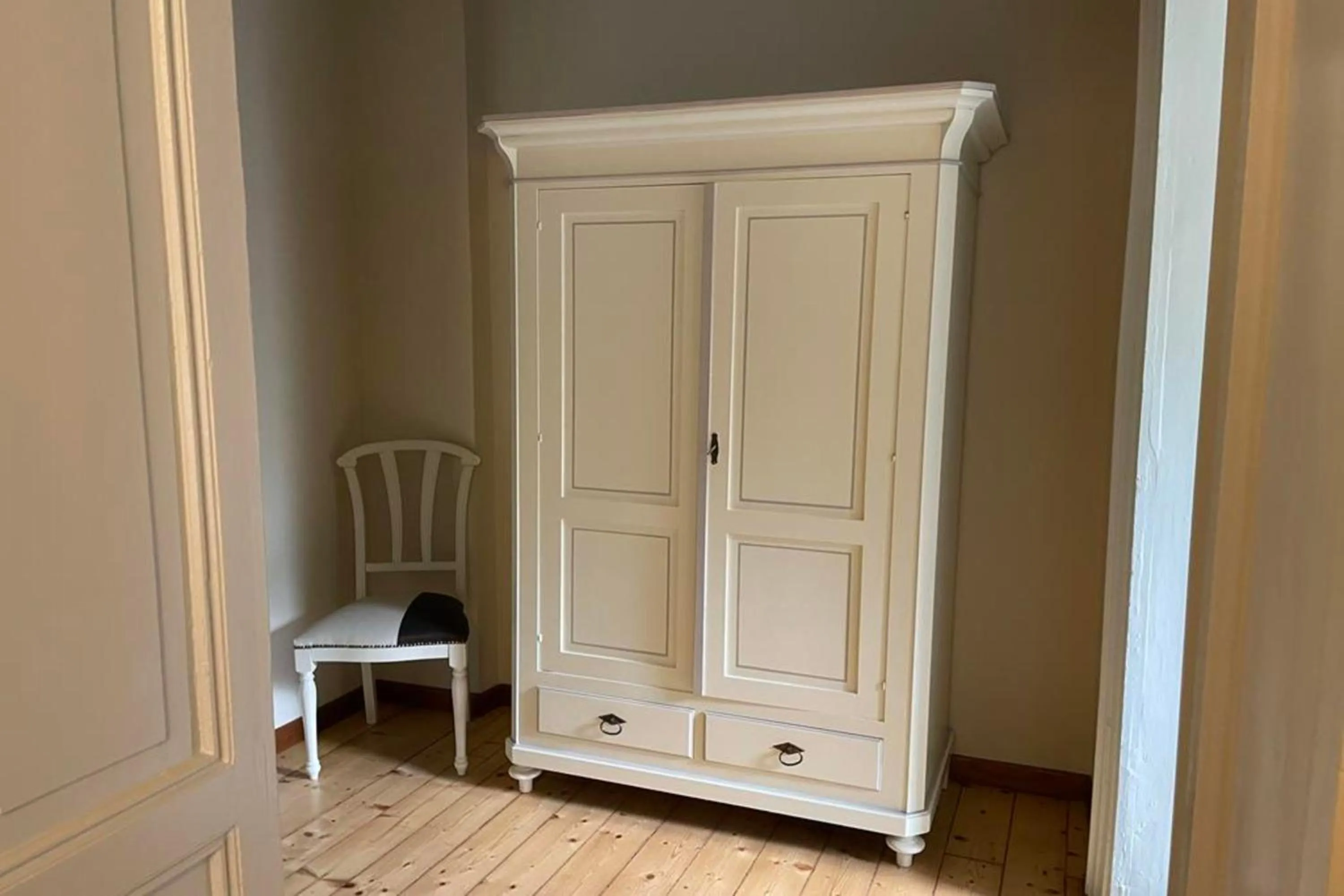 Bedroom in Hotel Bellevue