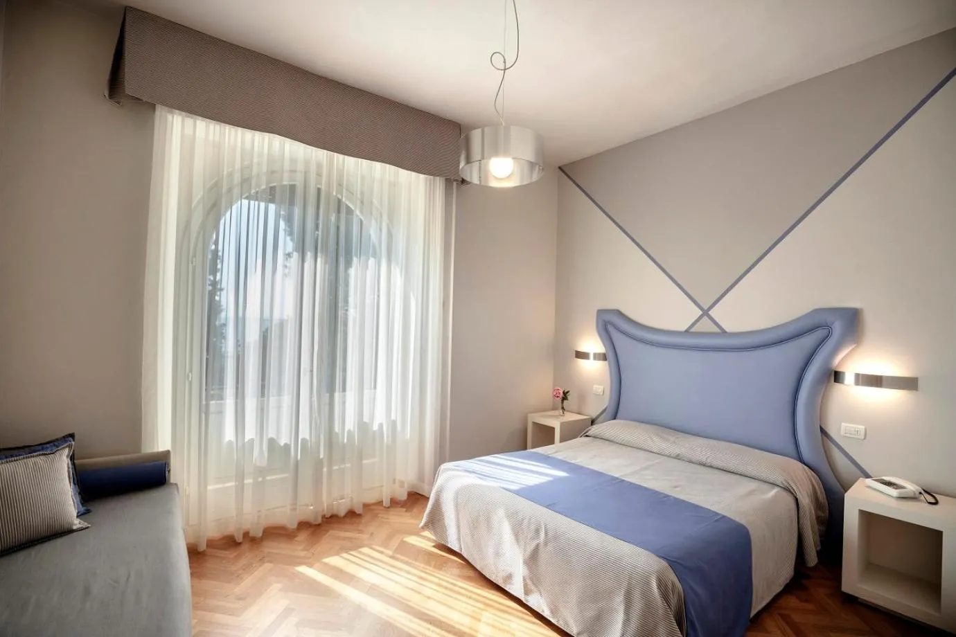 Bed in Hotel Bellevue