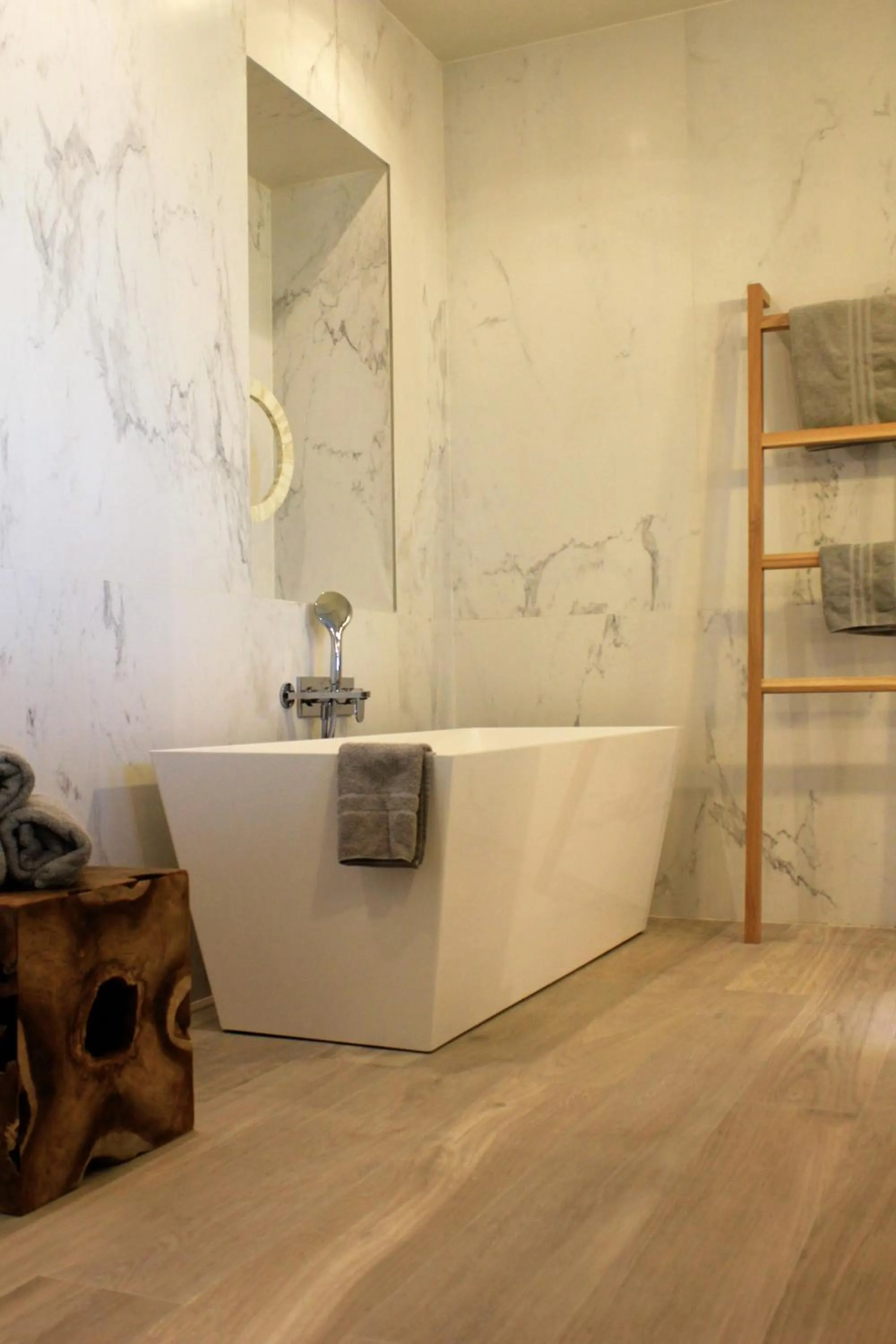 Bathroom in Les Suites Massena