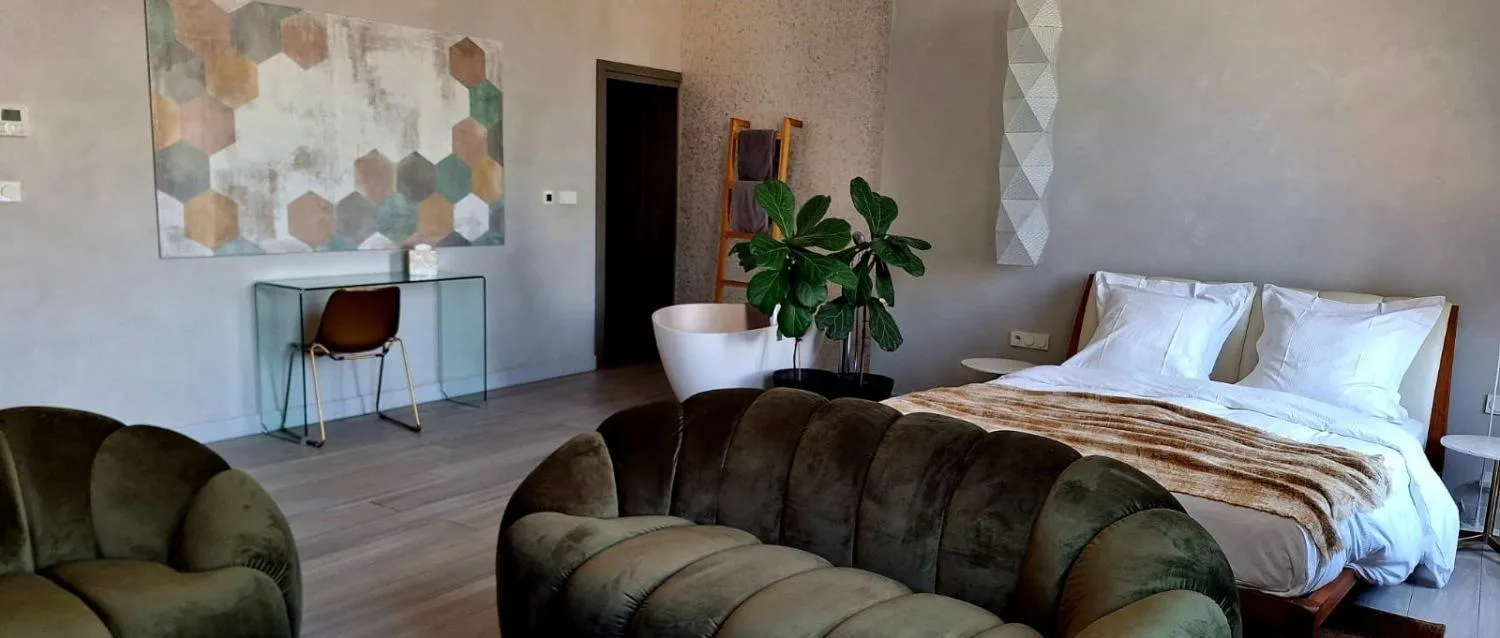 Bed in Les Suites Massena