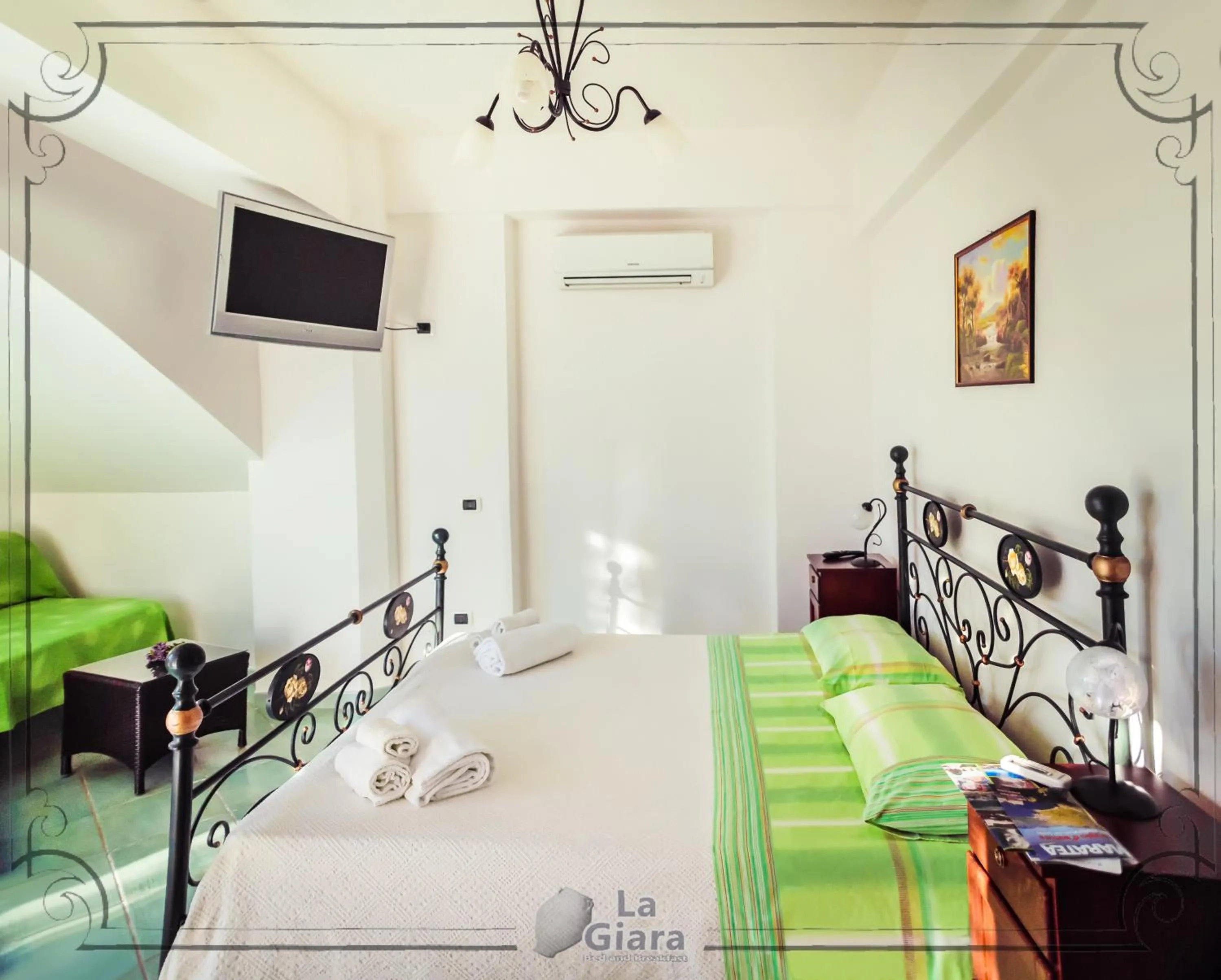 Photo of the whole room, Bed in B&b La Giara