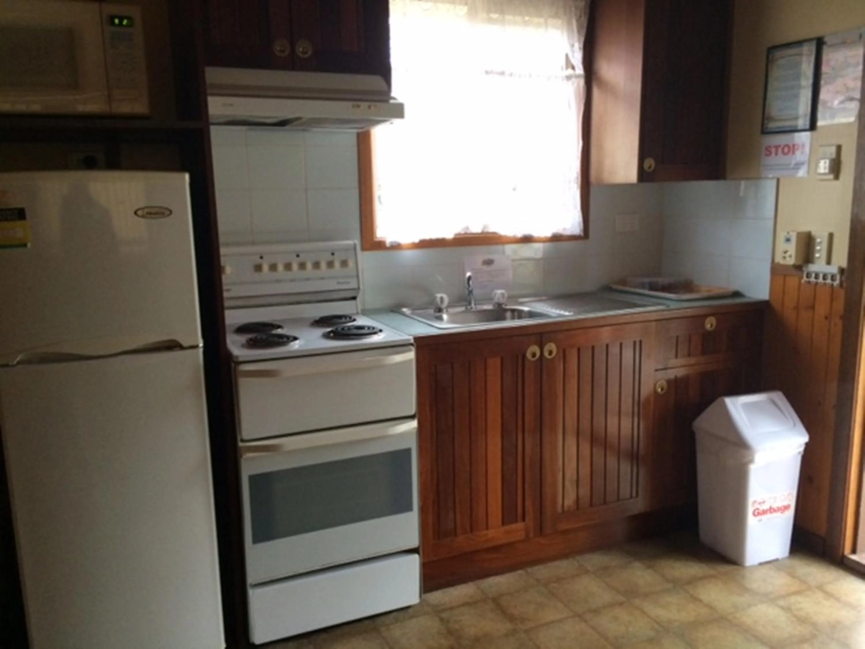 Kitchen or kitchenette in Smugglers Cove Holiday Village