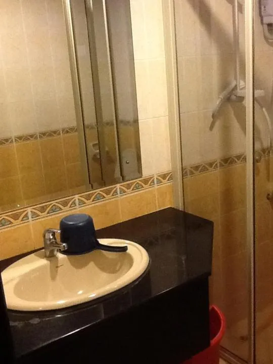 Bathroom in HP Vacation Marina Court