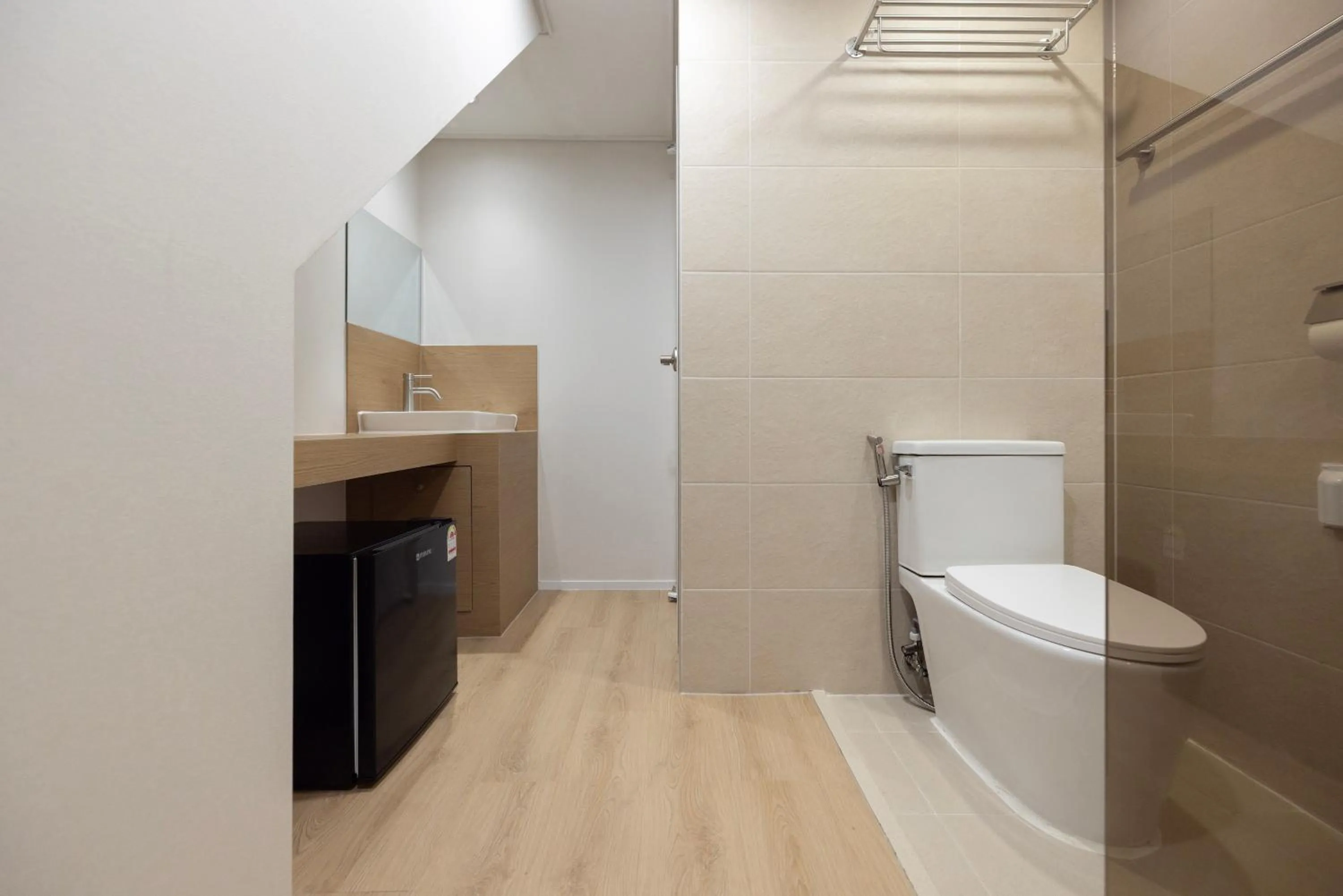 Toilet in From H US Hotel with Aank Seoul Gangseo Hwagok