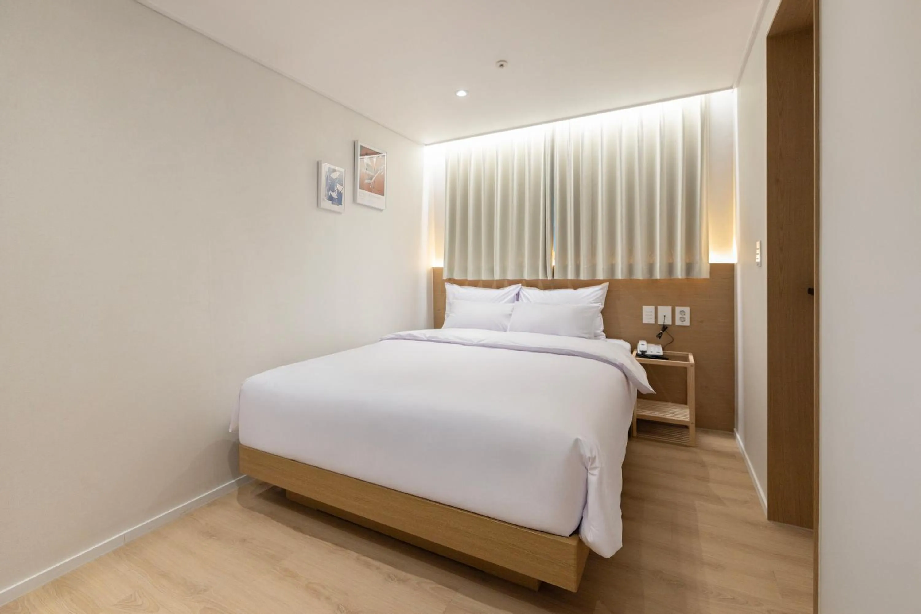 Bed in From H US Hotel with Aank Seoul Gangseo Hwagok