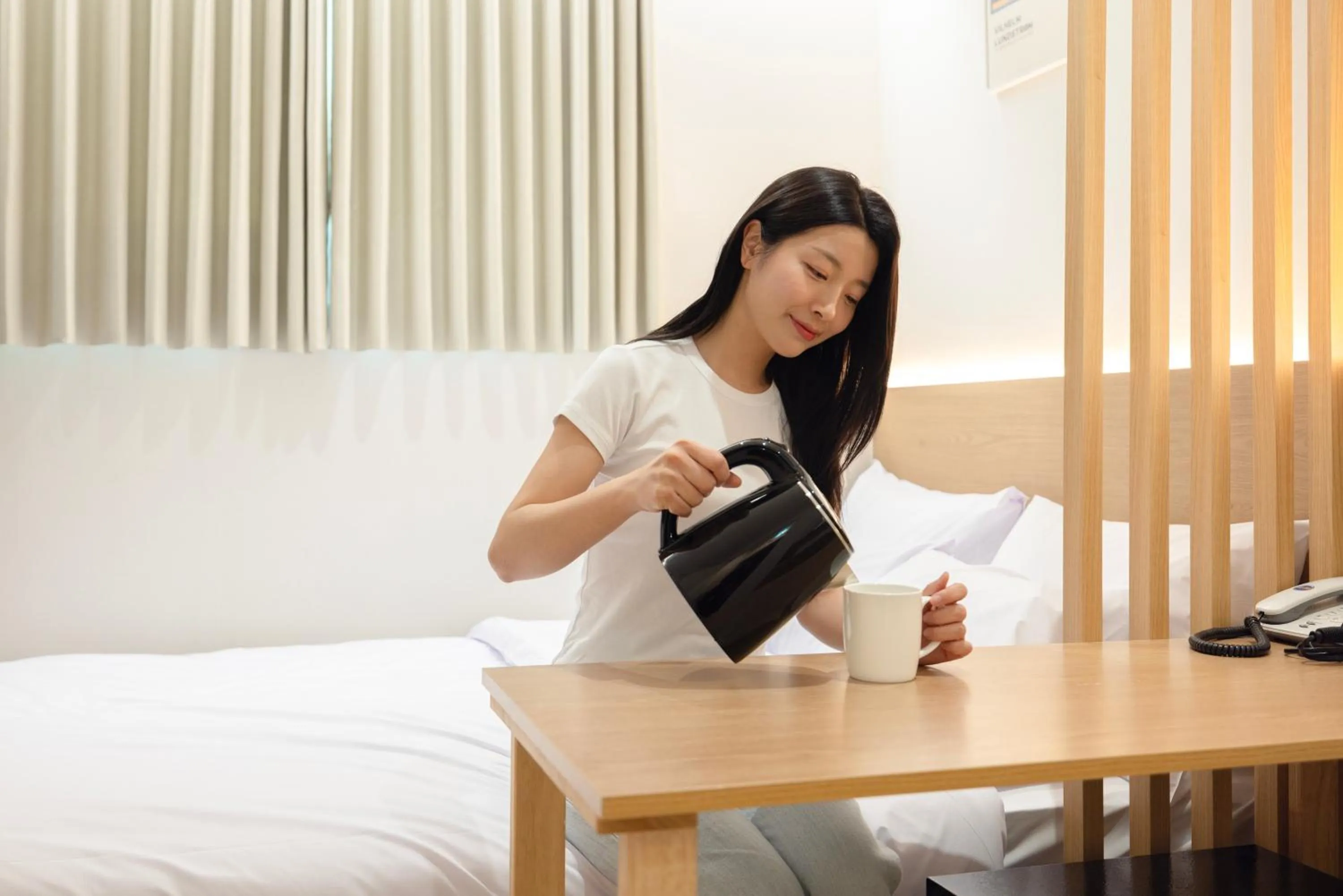 Coffee/tea facilities, Bed in From H US Hotel with Aank Seoul Gangseo Hwagok