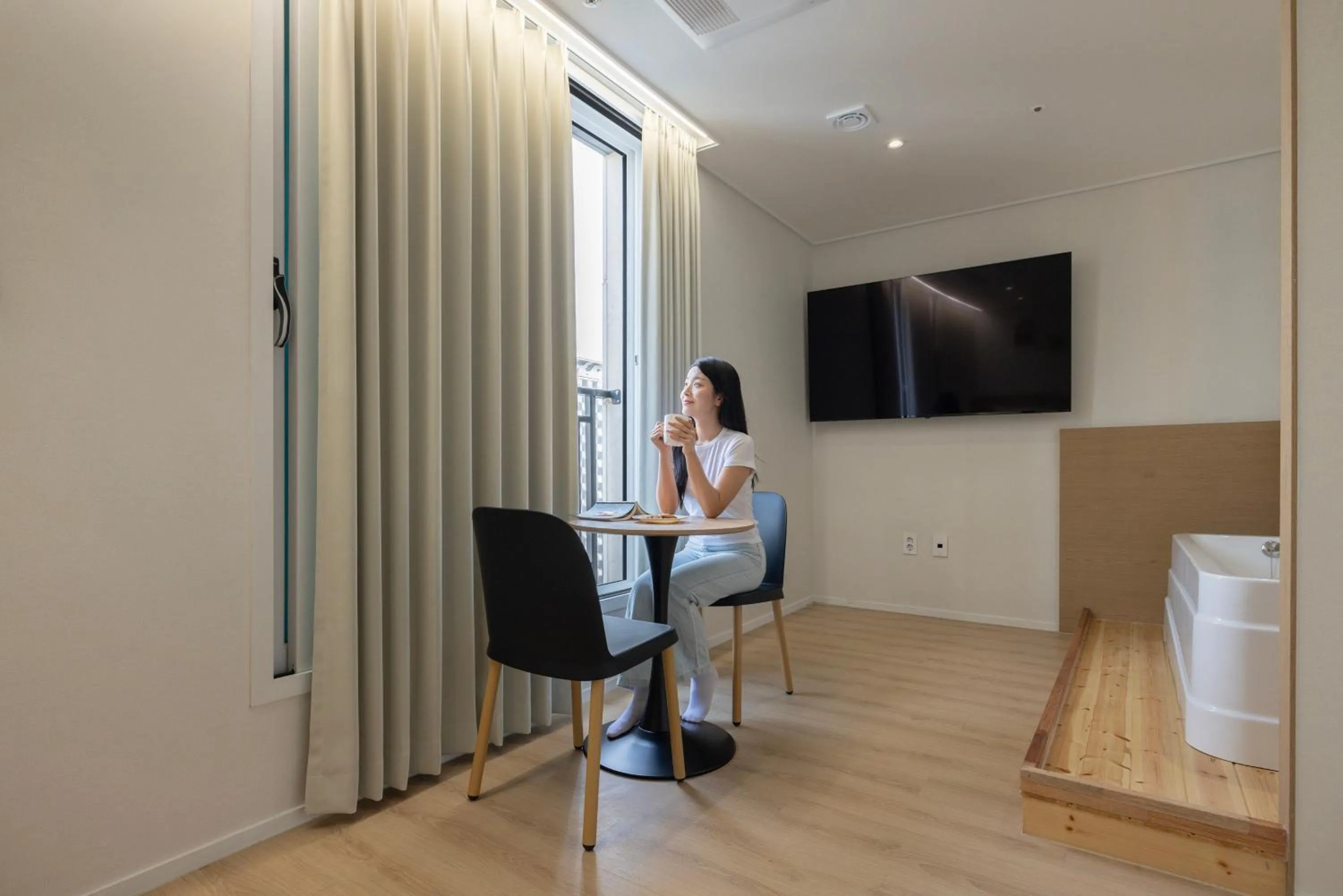 Dining area in From H US Hotel with Aank Seoul Gangseo Hwagok