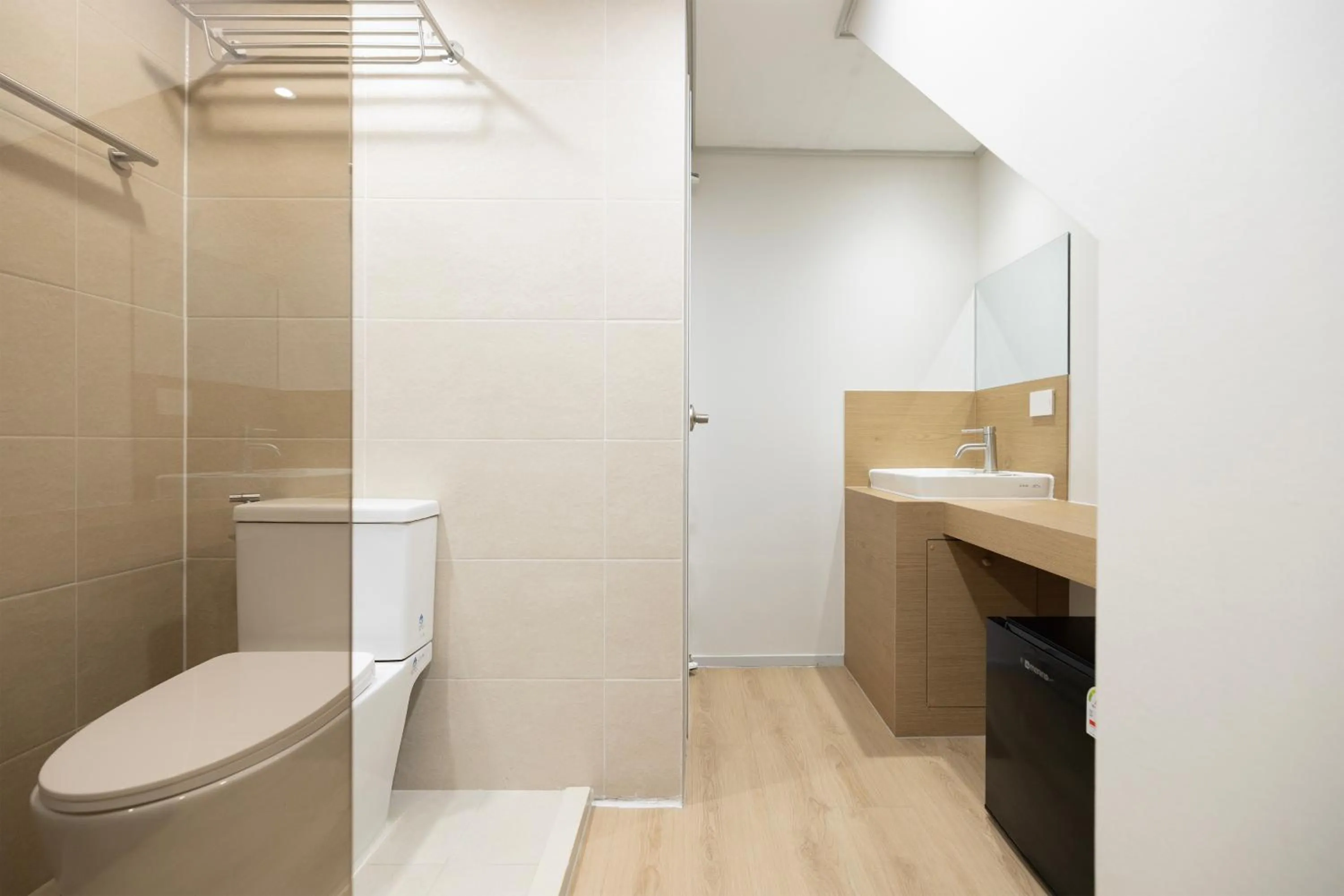 Toilet in From H US Hotel with Aank Seoul Gangseo Hwagok