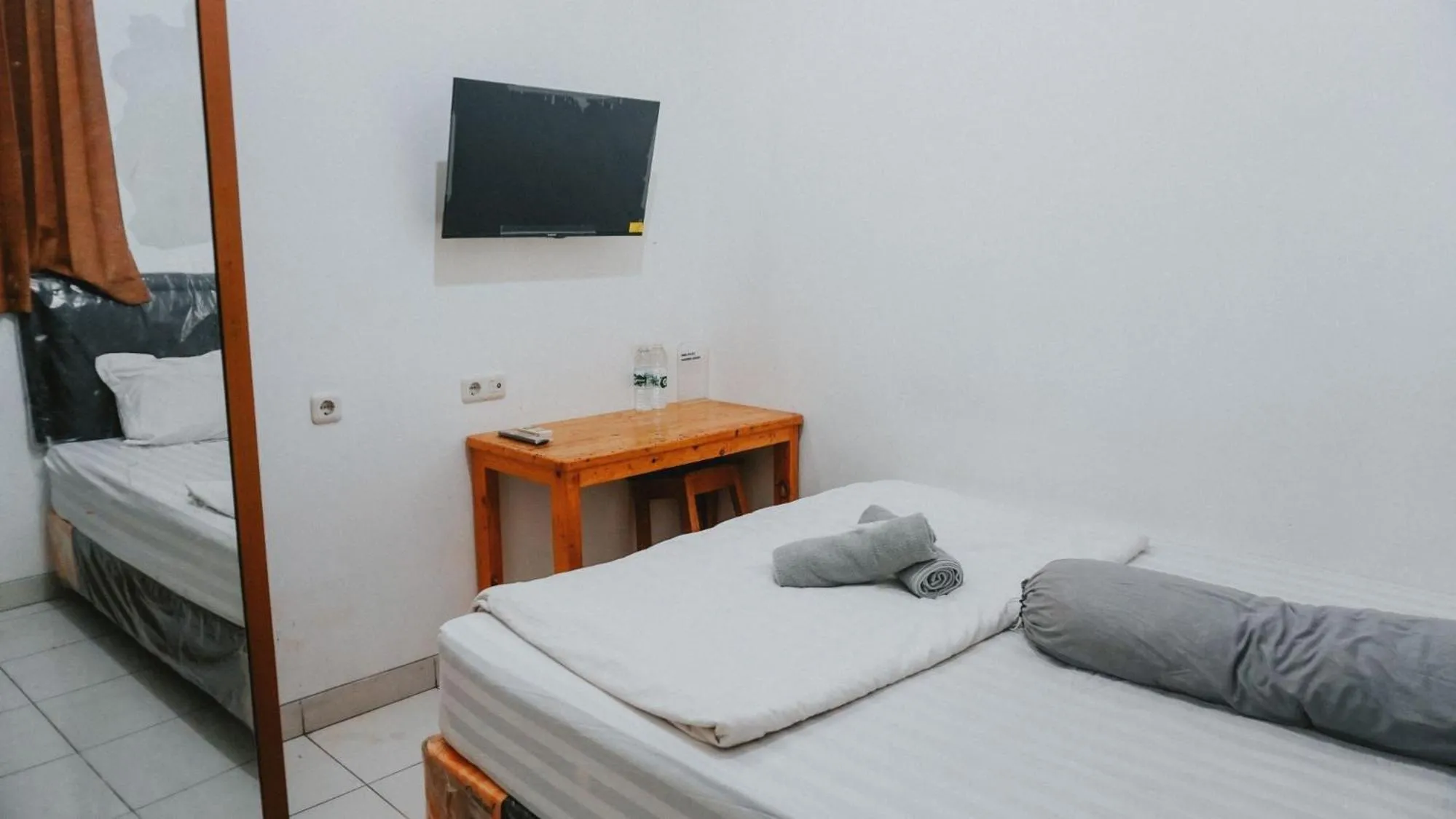 Bedroom, Bed in NamRoom at Tomang