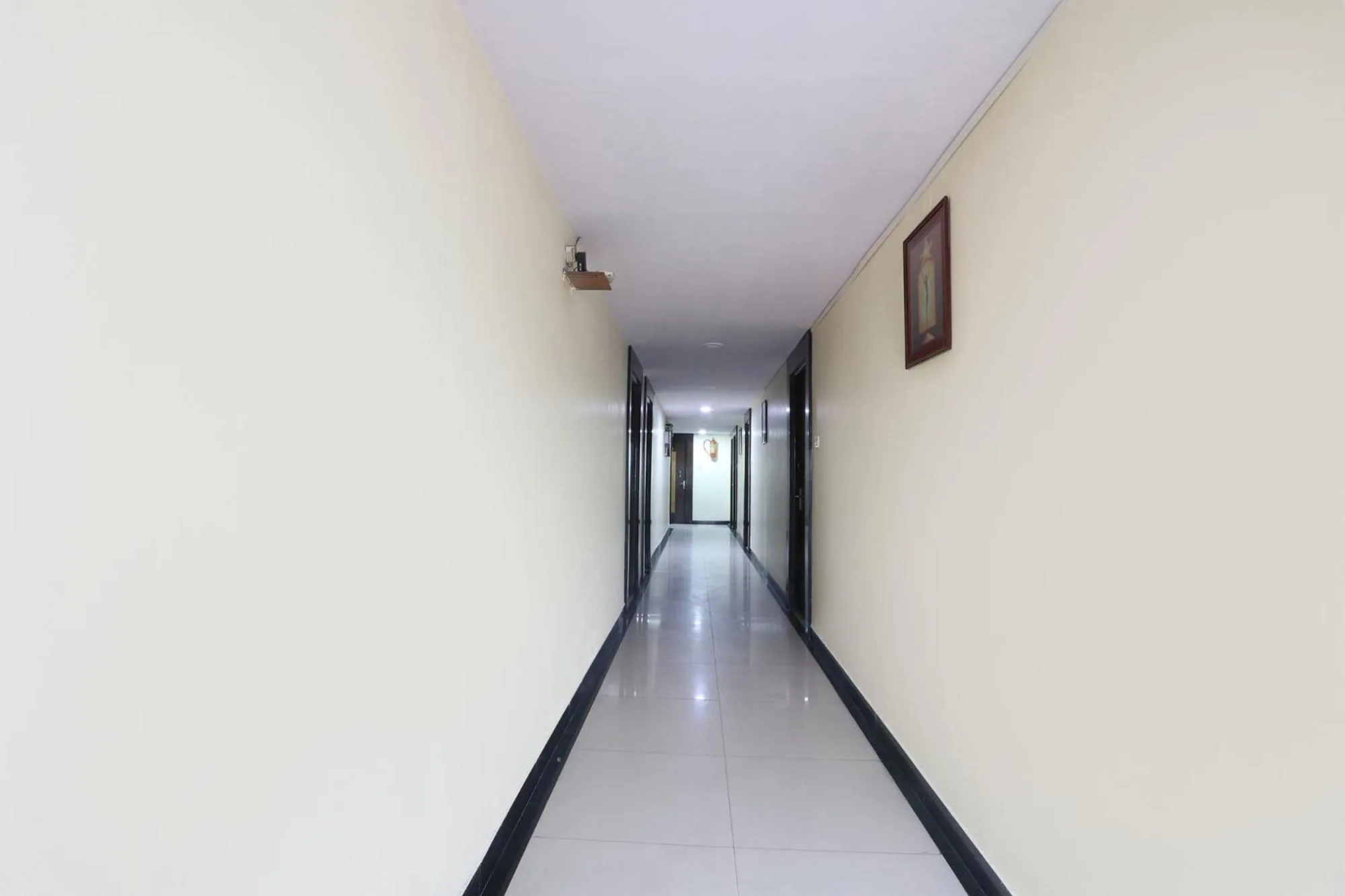 Lobby or reception in FabHotel Royal Residency II - Nr Lakdikapul Metro Station