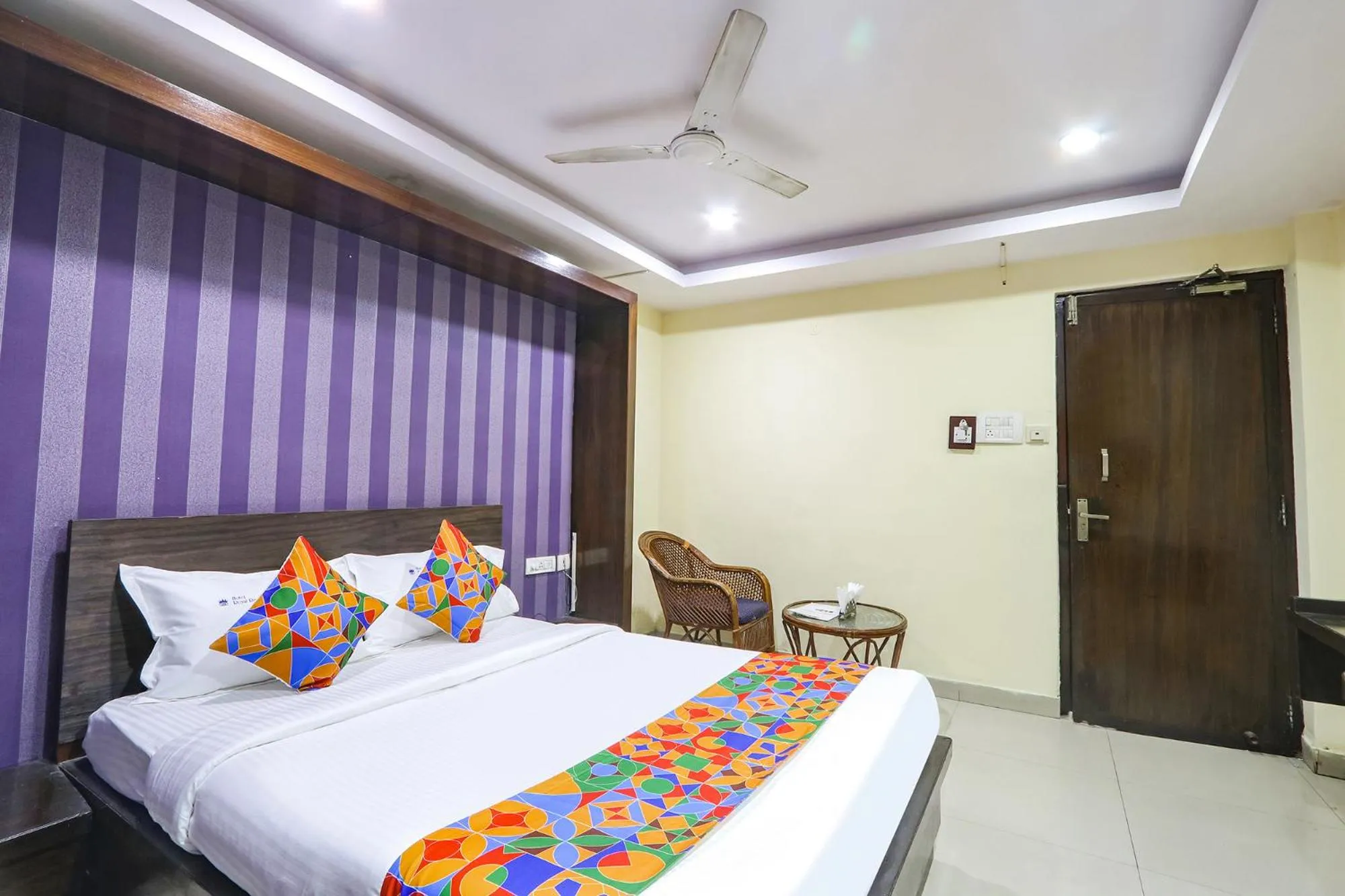 Bed in FabHotel Royal Residency II - Nr Lakdikapul Metro Station