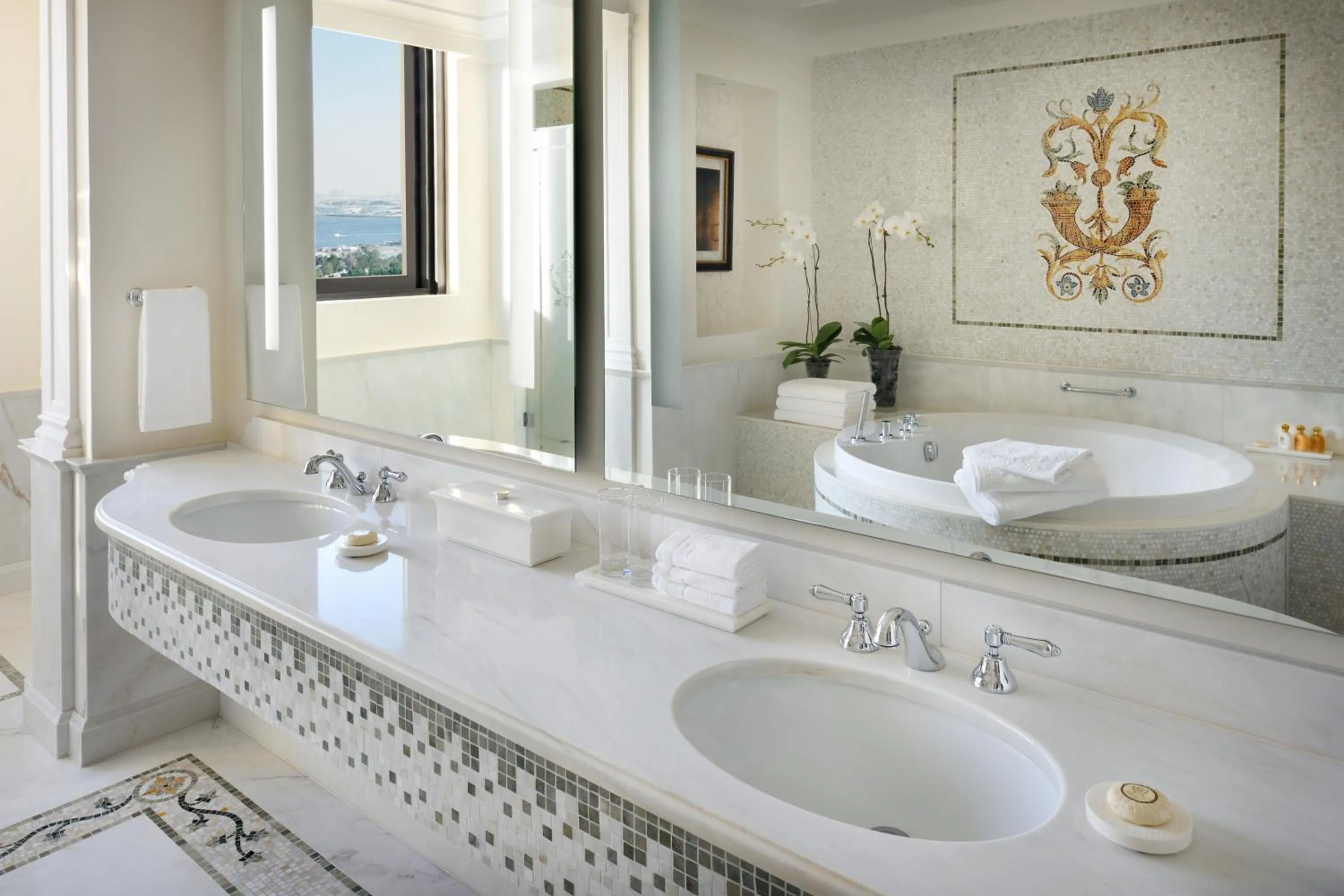 Bathroom in Palazzo Versace Dubai