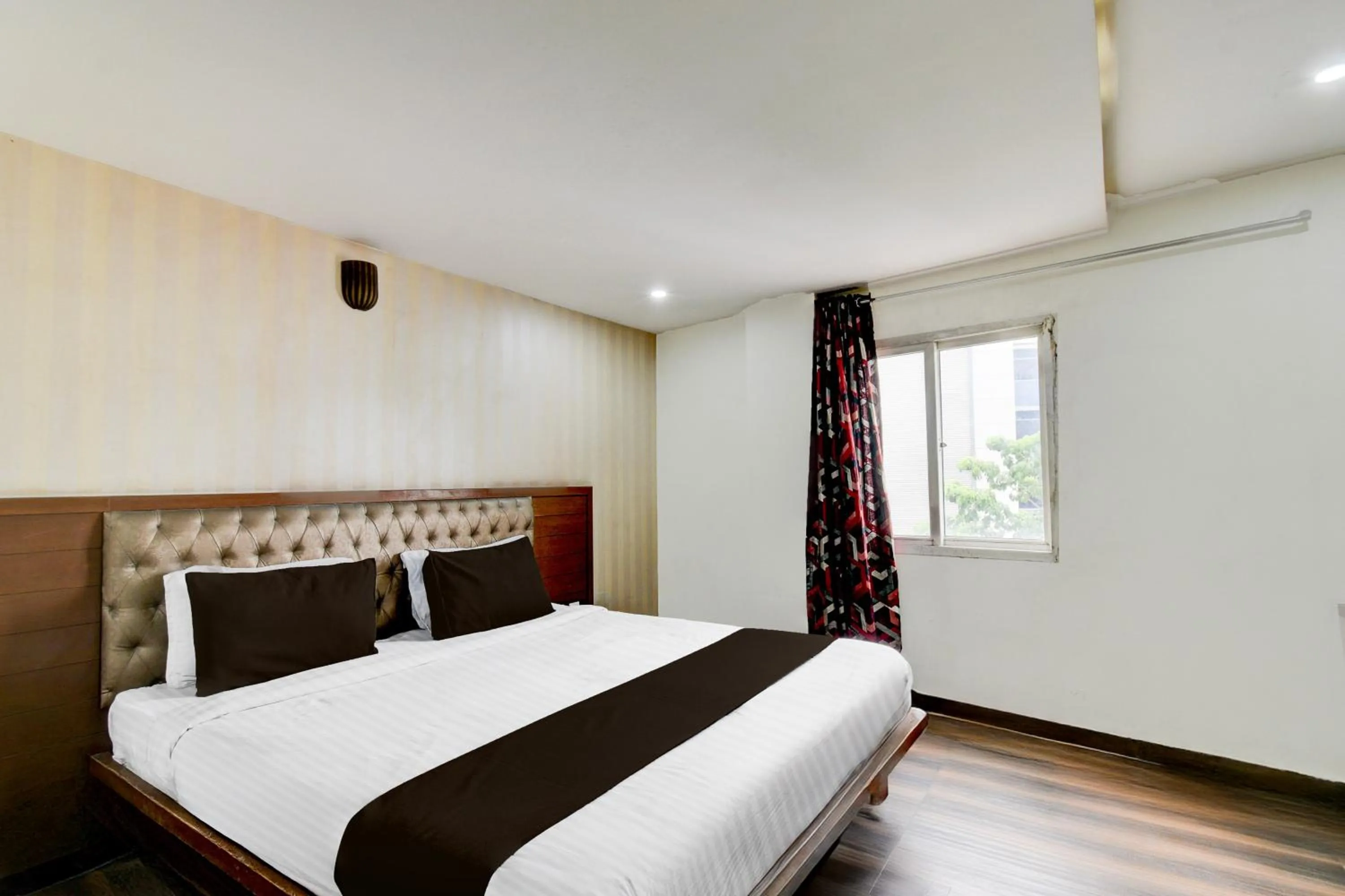 Bedroom, Bed in Townhouse Kothapet Formerly Surabhi Elite