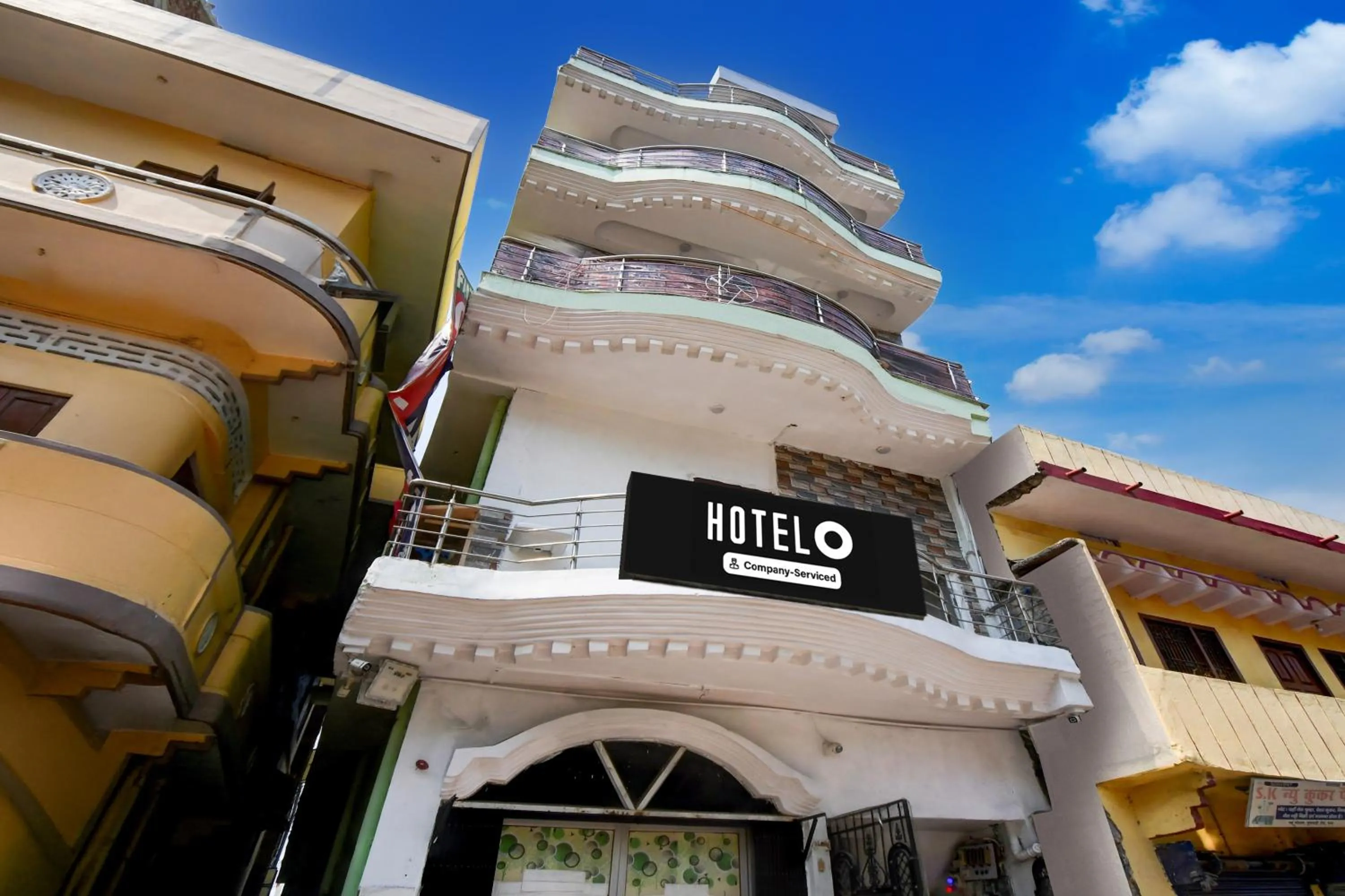 Facade/entrance in Super Hotel O Gaya Railway Junction Formerly Family Guest House