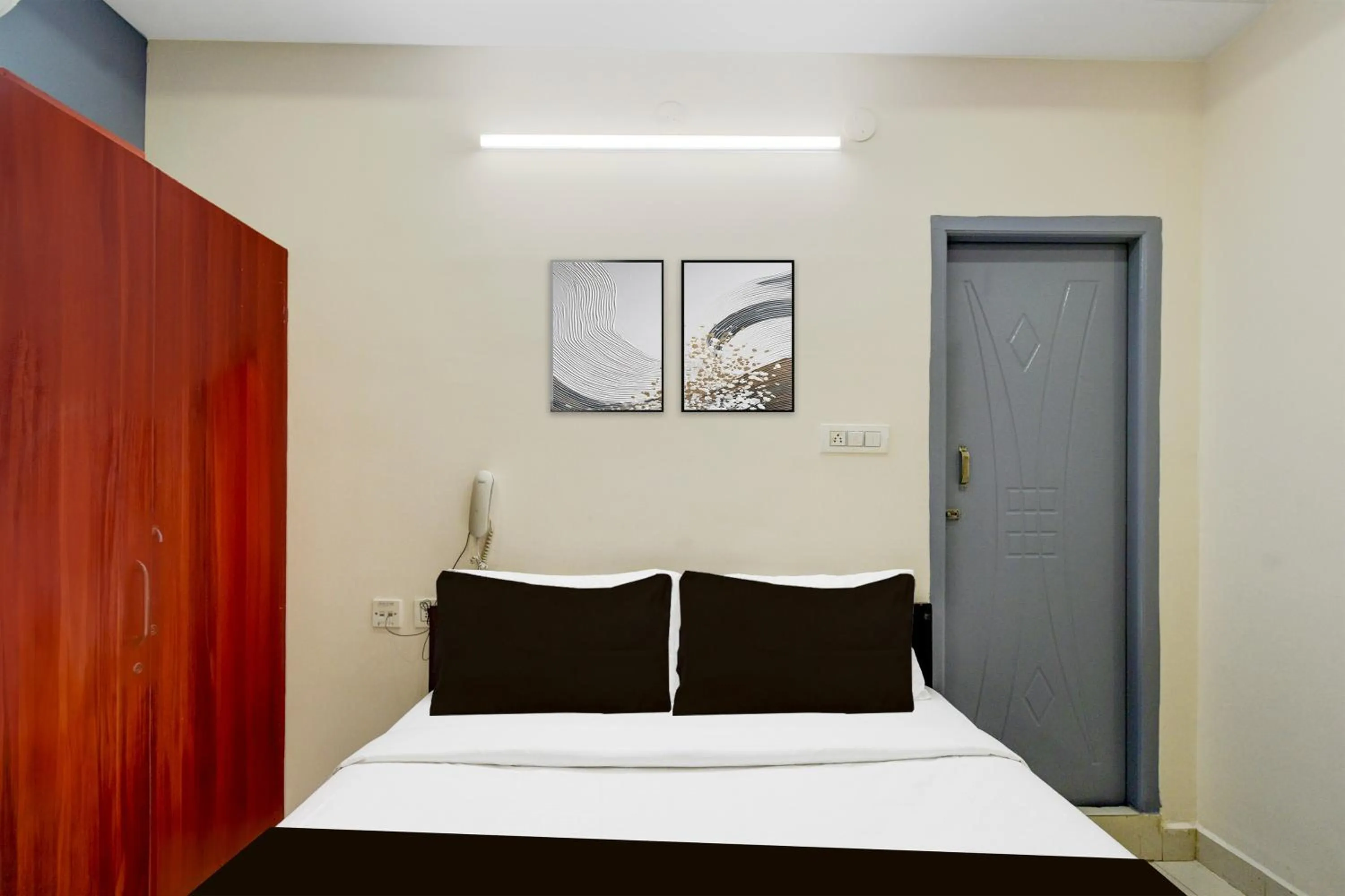 Bedroom, Bed in Super Collection O Khajaguda Hills Formerly Sri Balaji Luxary Rooms