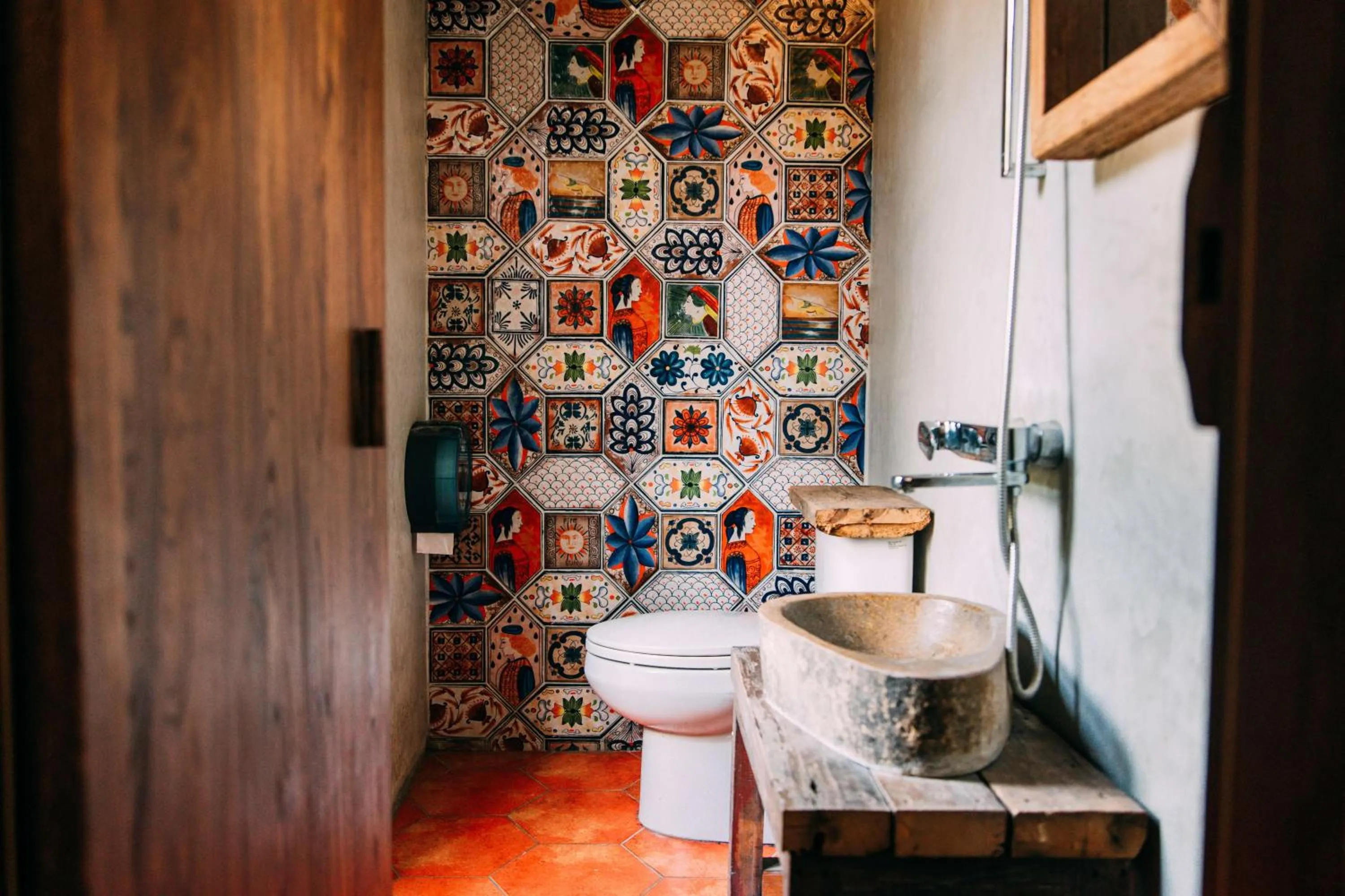 Shower in YueLore Retreat