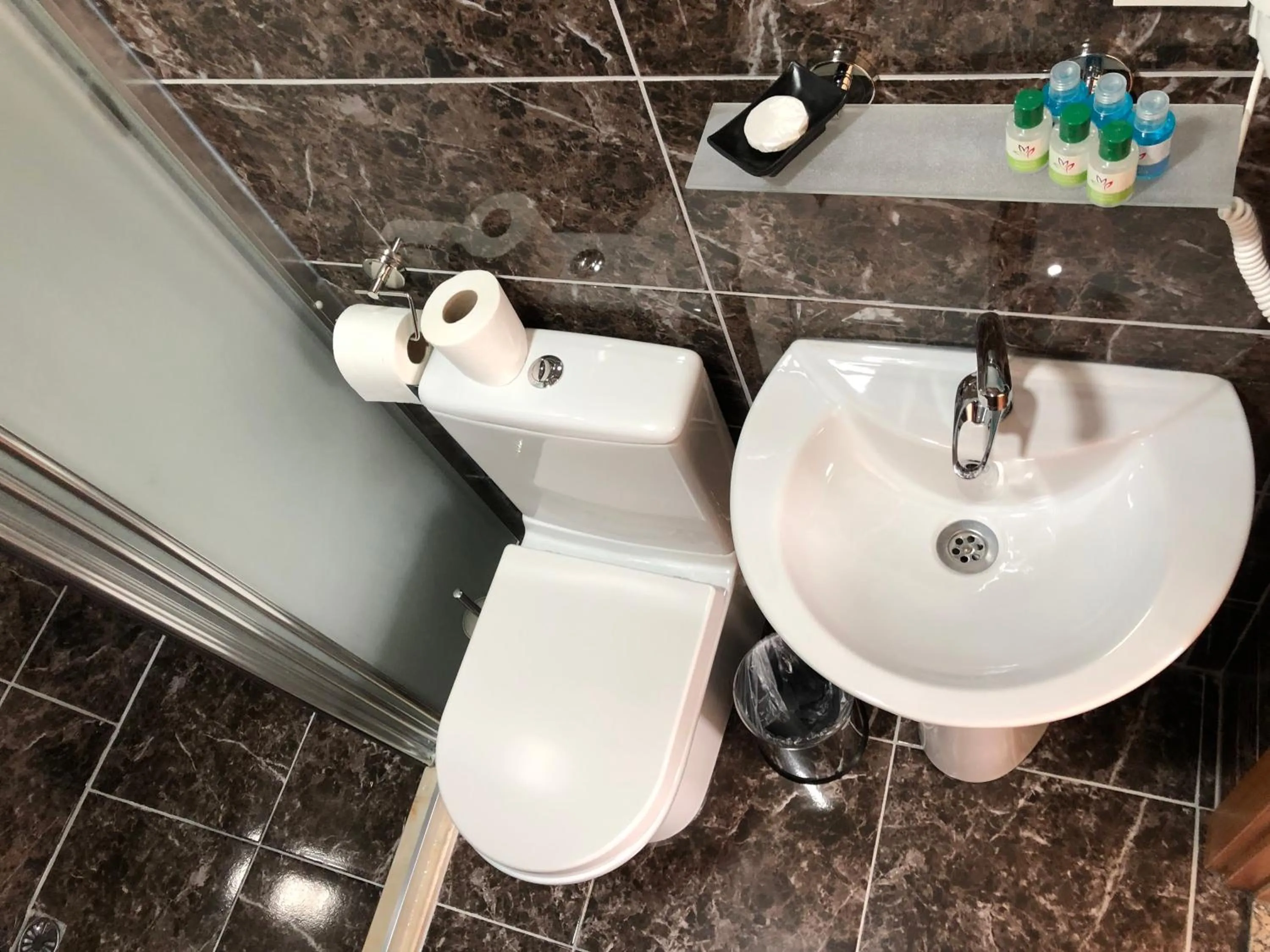 Bathroom in Ottoman's Pearl Hotel