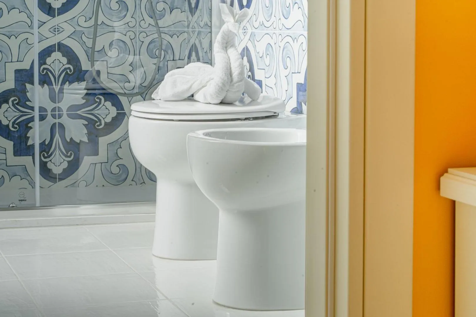 Toilet in Guesthouse Adry in Naples