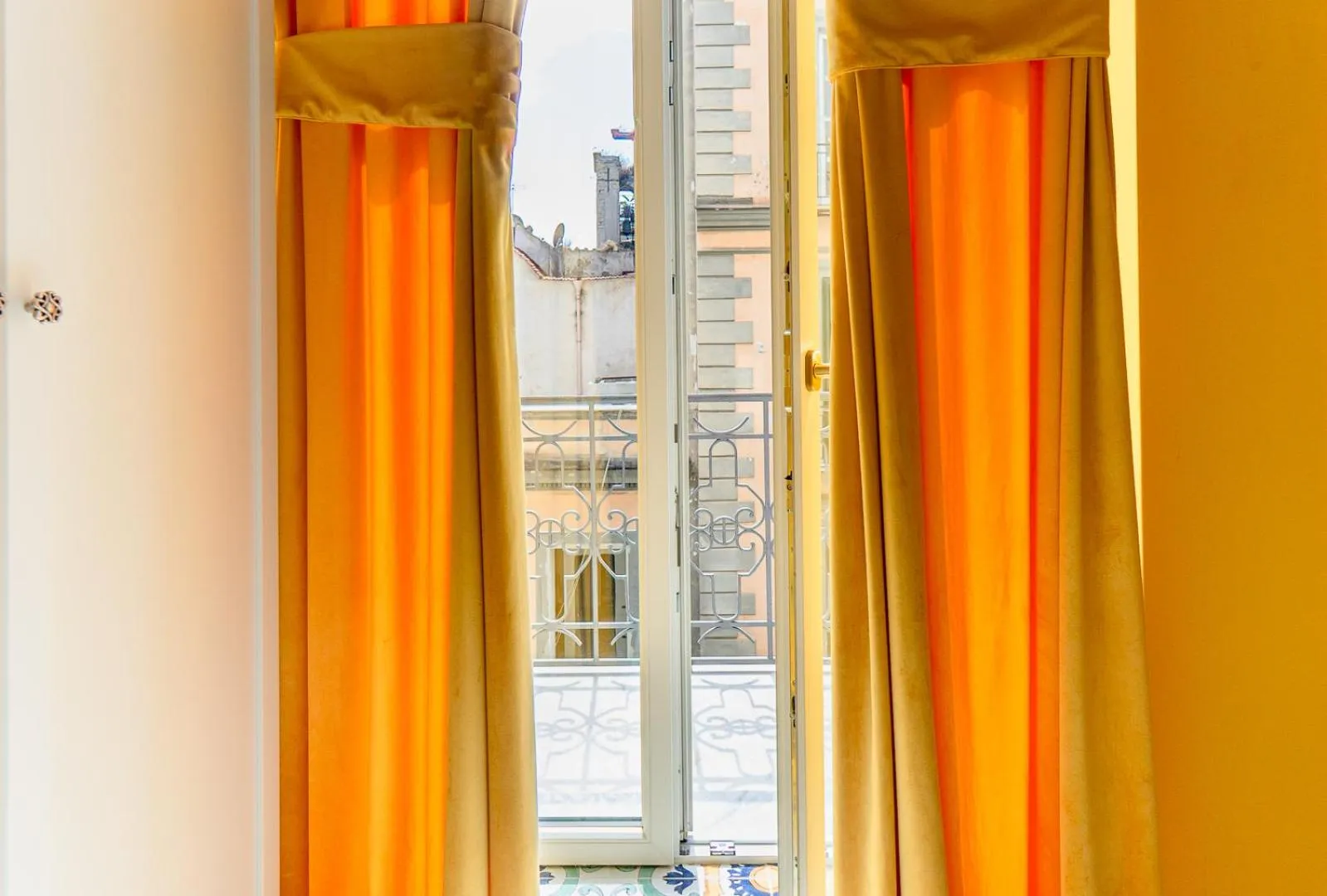 Balcony/Terrace in Guesthouse Adry in Naples