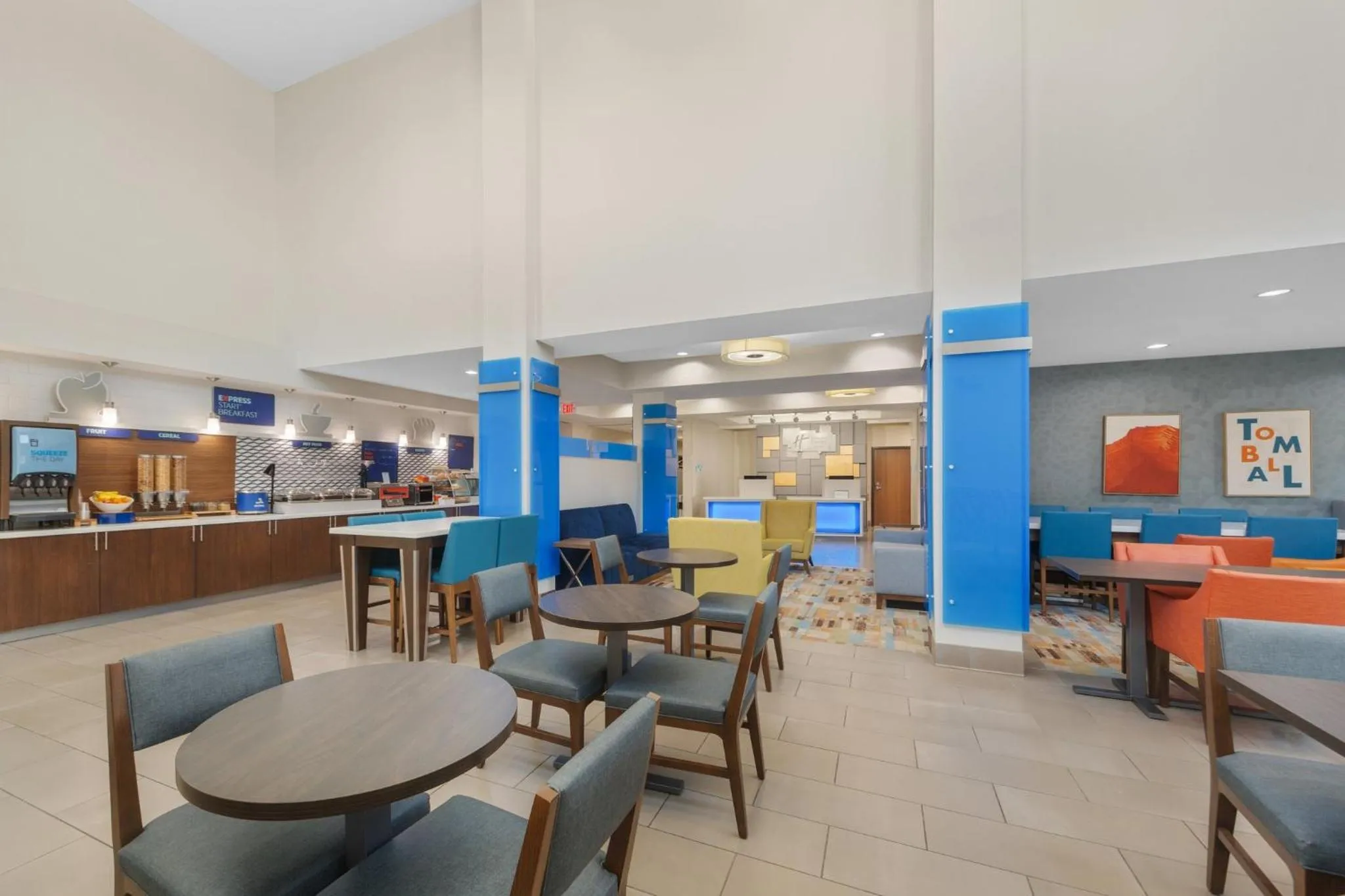 Breakfast in Holiday Inn Express Tomball by IHG