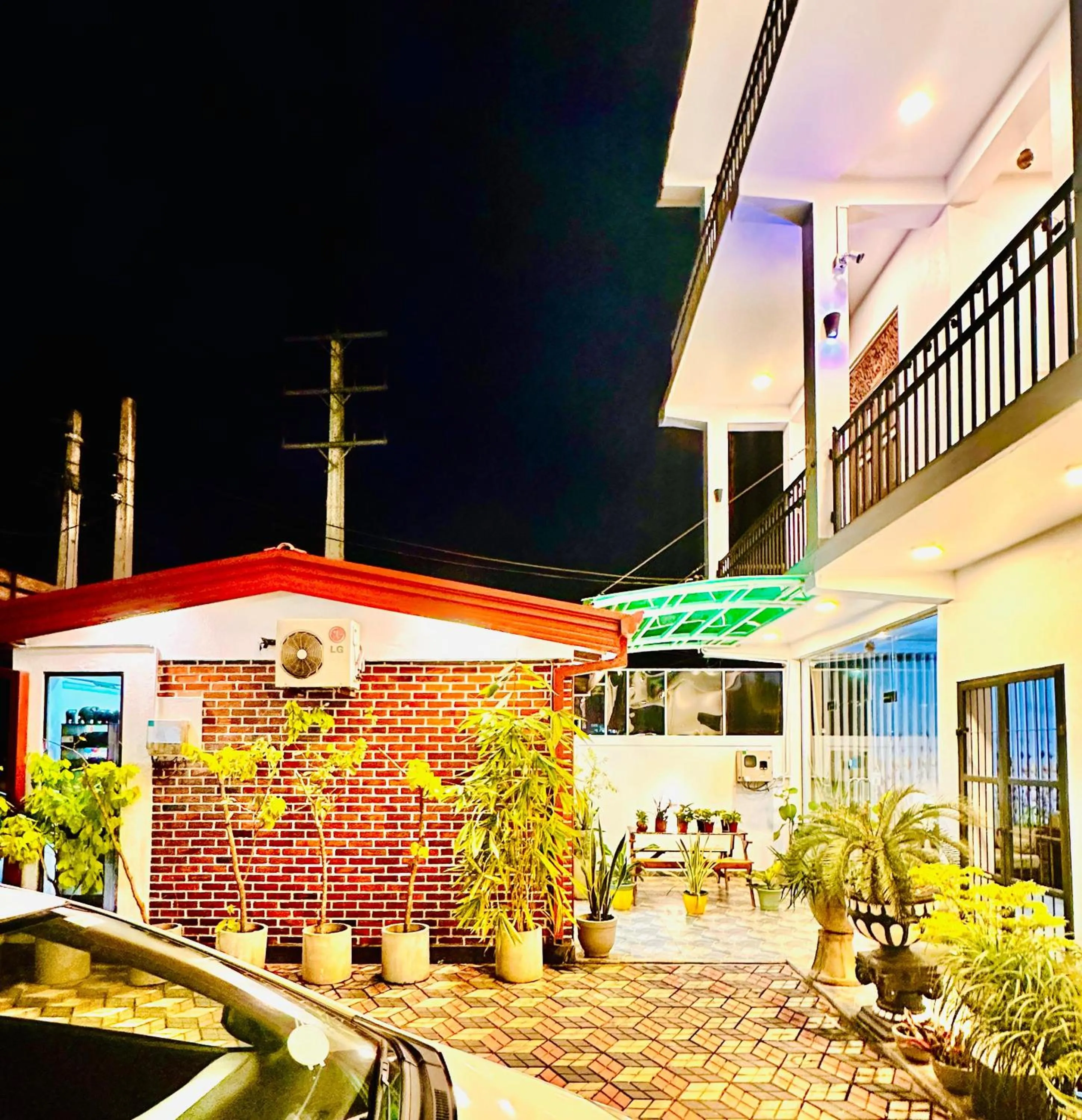 Property building in Otha Shy Airport Transit Hotel