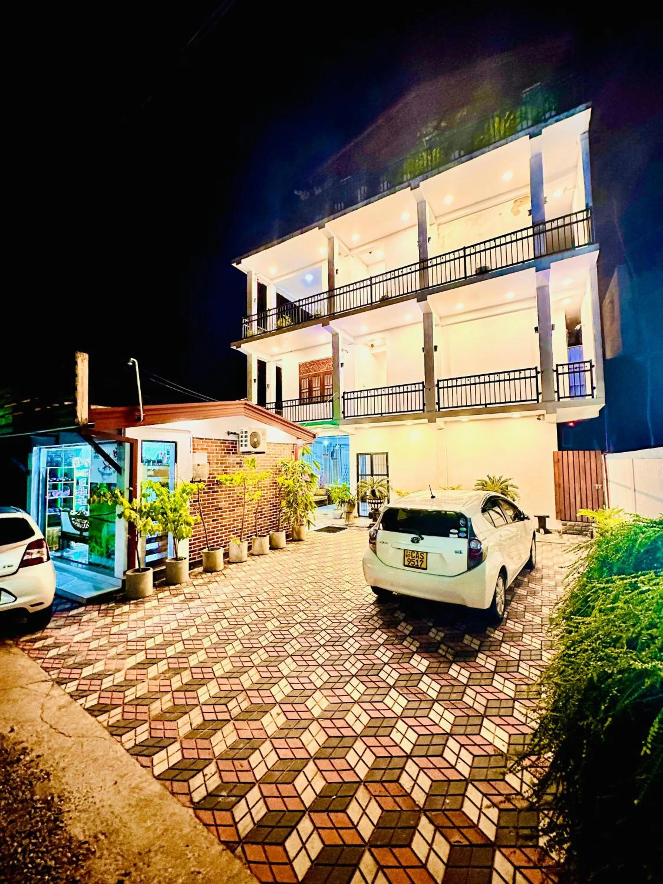 Night in Otha Shy Airport Transit Hotel