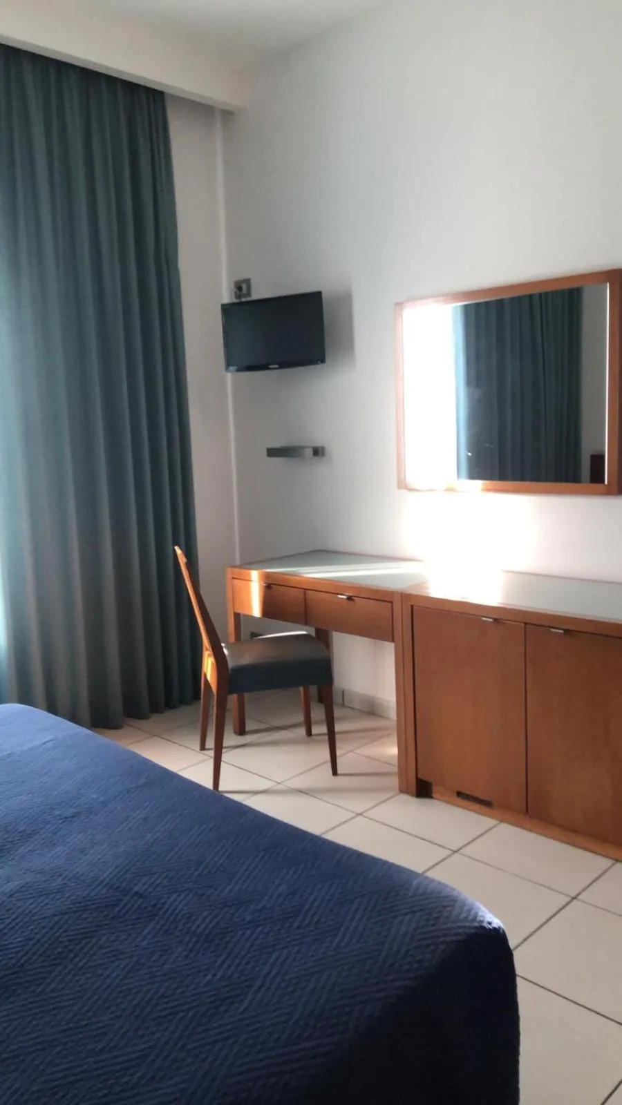 Photo of the whole room in La Costiera Hotel