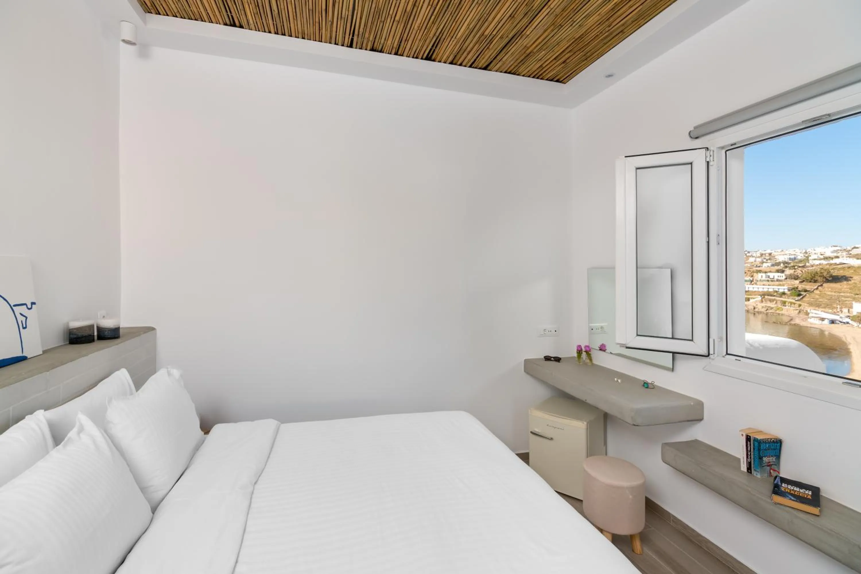 Natural landscape, Bed in Cape Mykonos