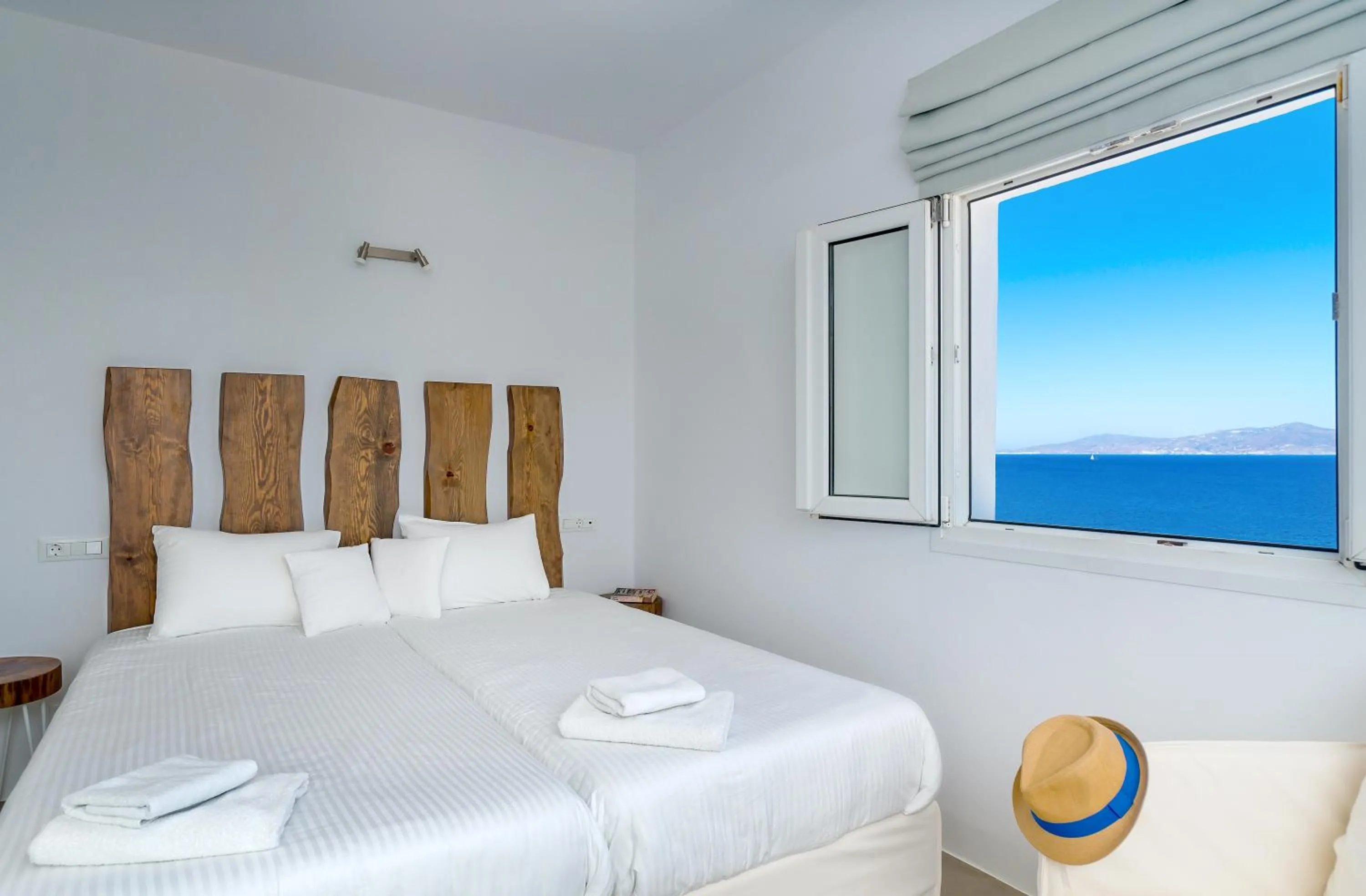 Natural landscape, Bed in Cape Mykonos