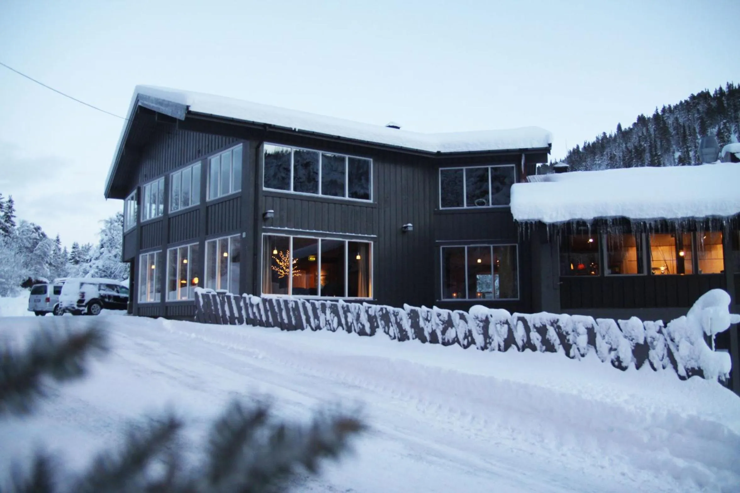Facade/entrance in Haukeli Hotel