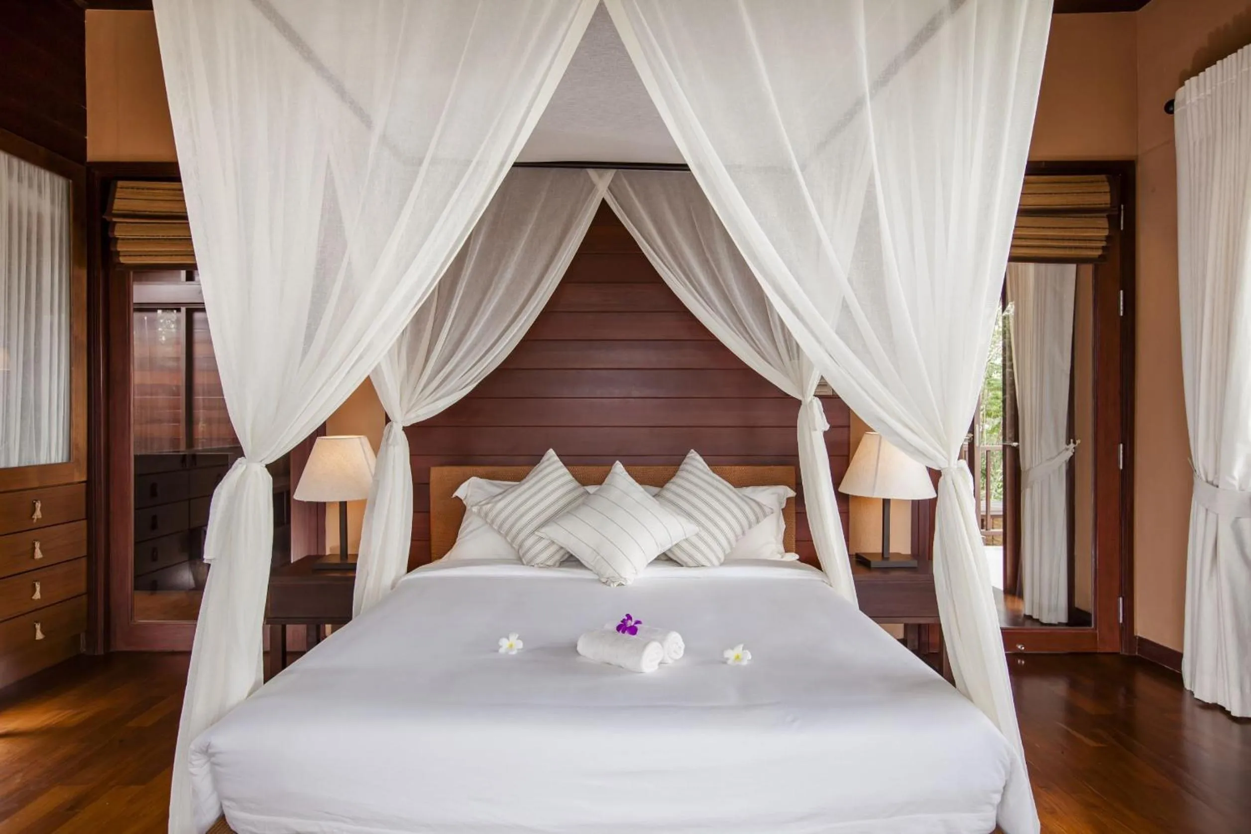 Bed in Villa Lydia, Koh Yao Noi