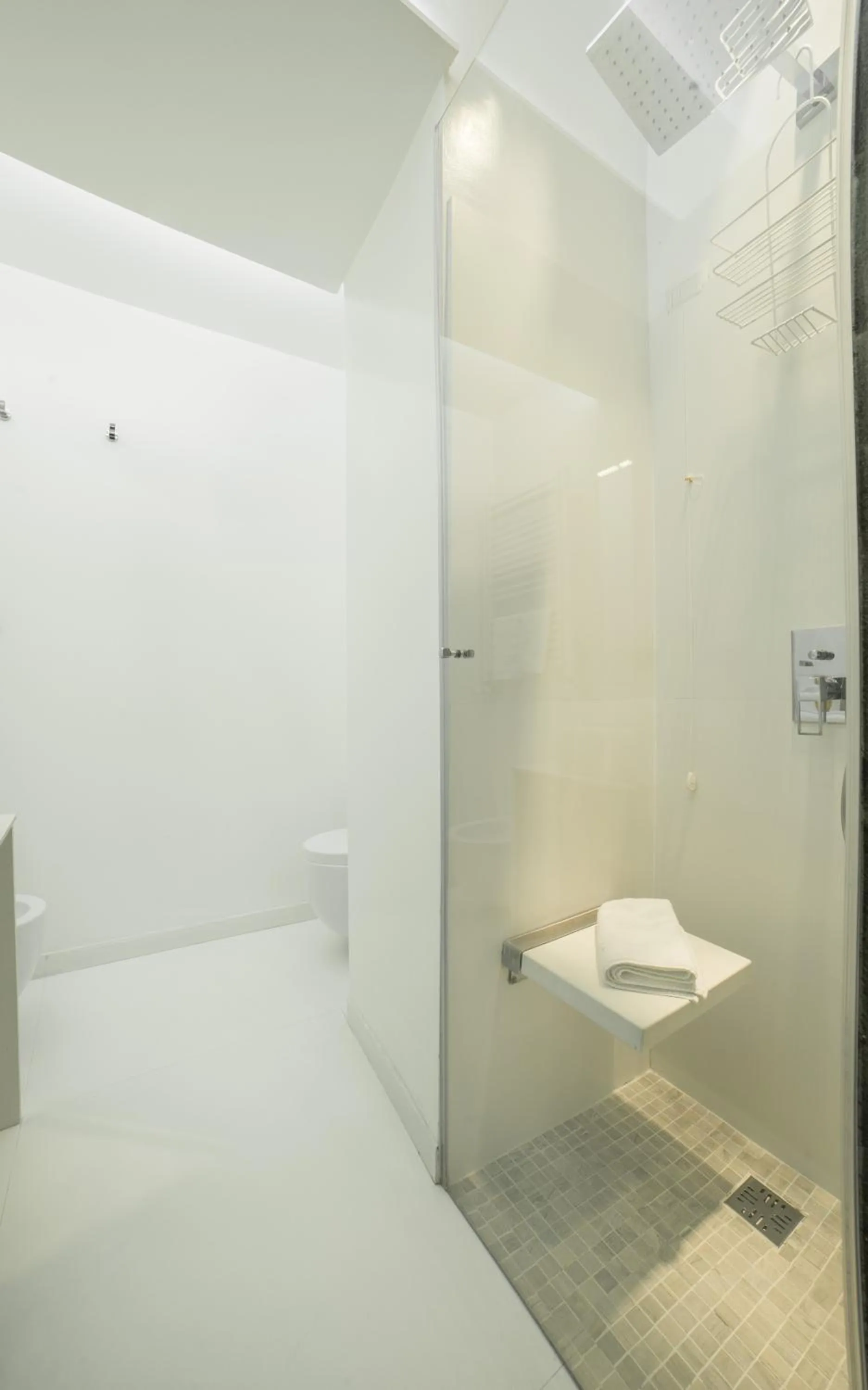 Shower in Chiaia 197 Deluxe Residence