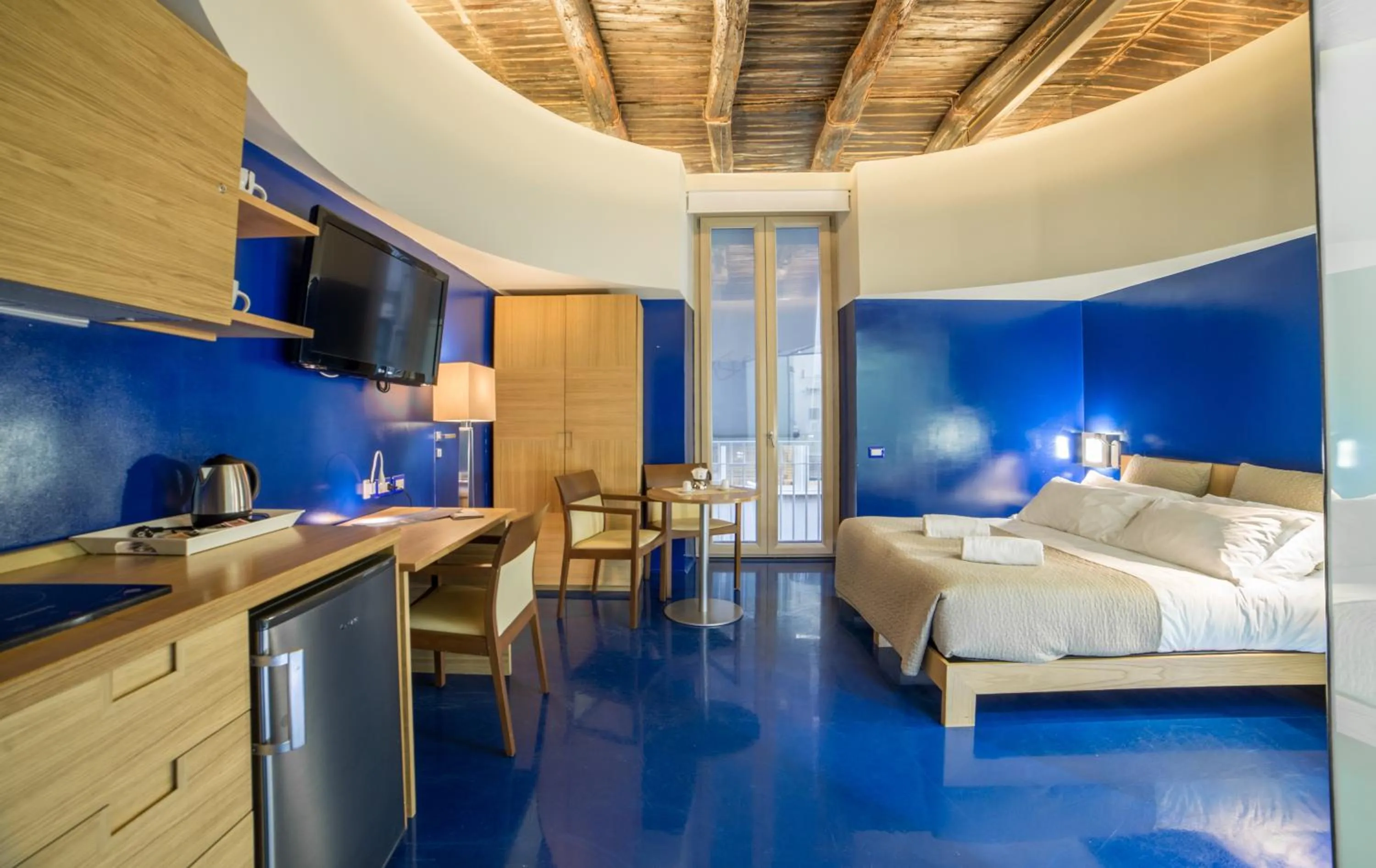 Photo of the whole room, Bed in Chiaia 197 Deluxe Residence