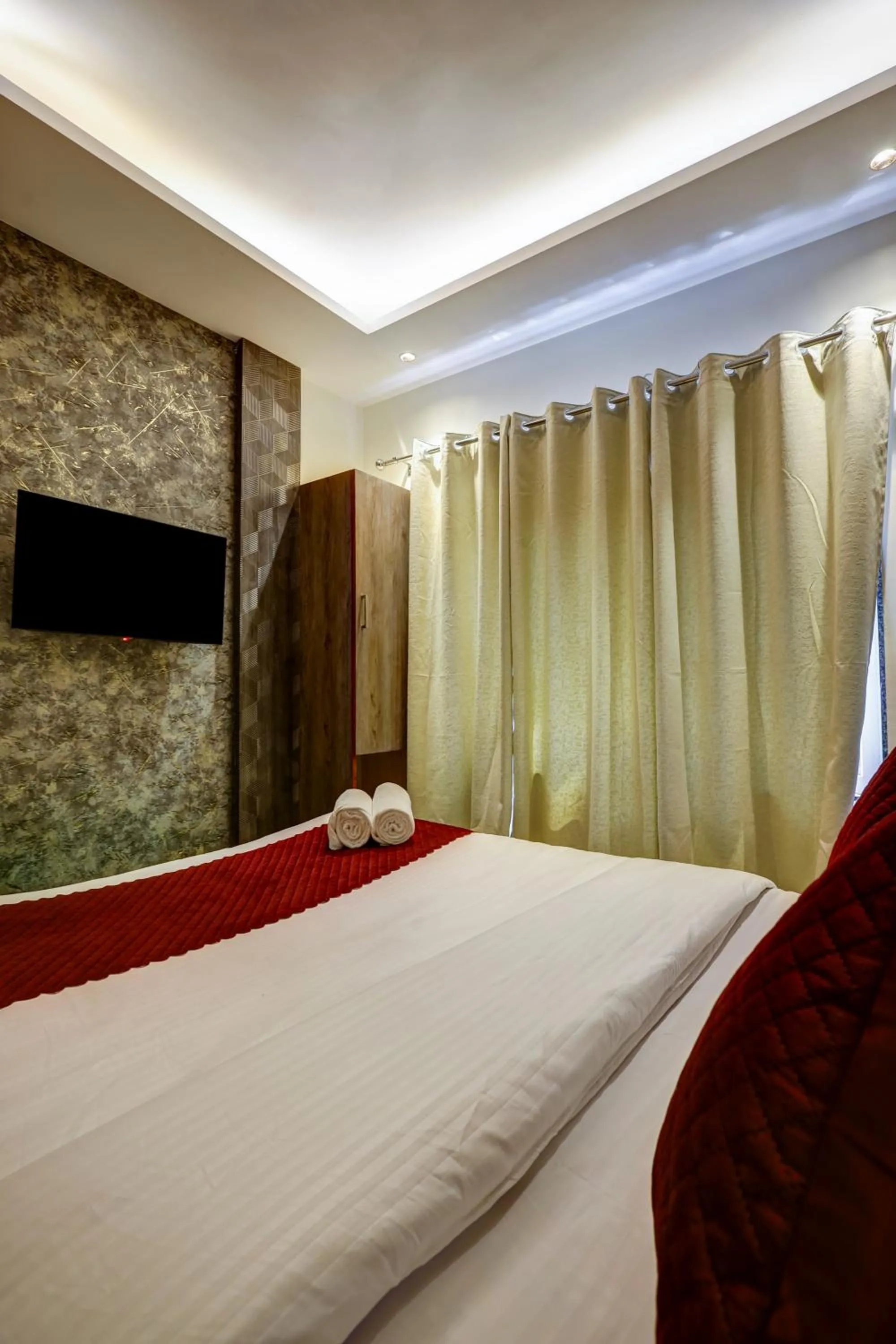 Bed in Hotel Stay House Inn 3 Mints walk from New Delhi Railway station,5 Mints from Metro