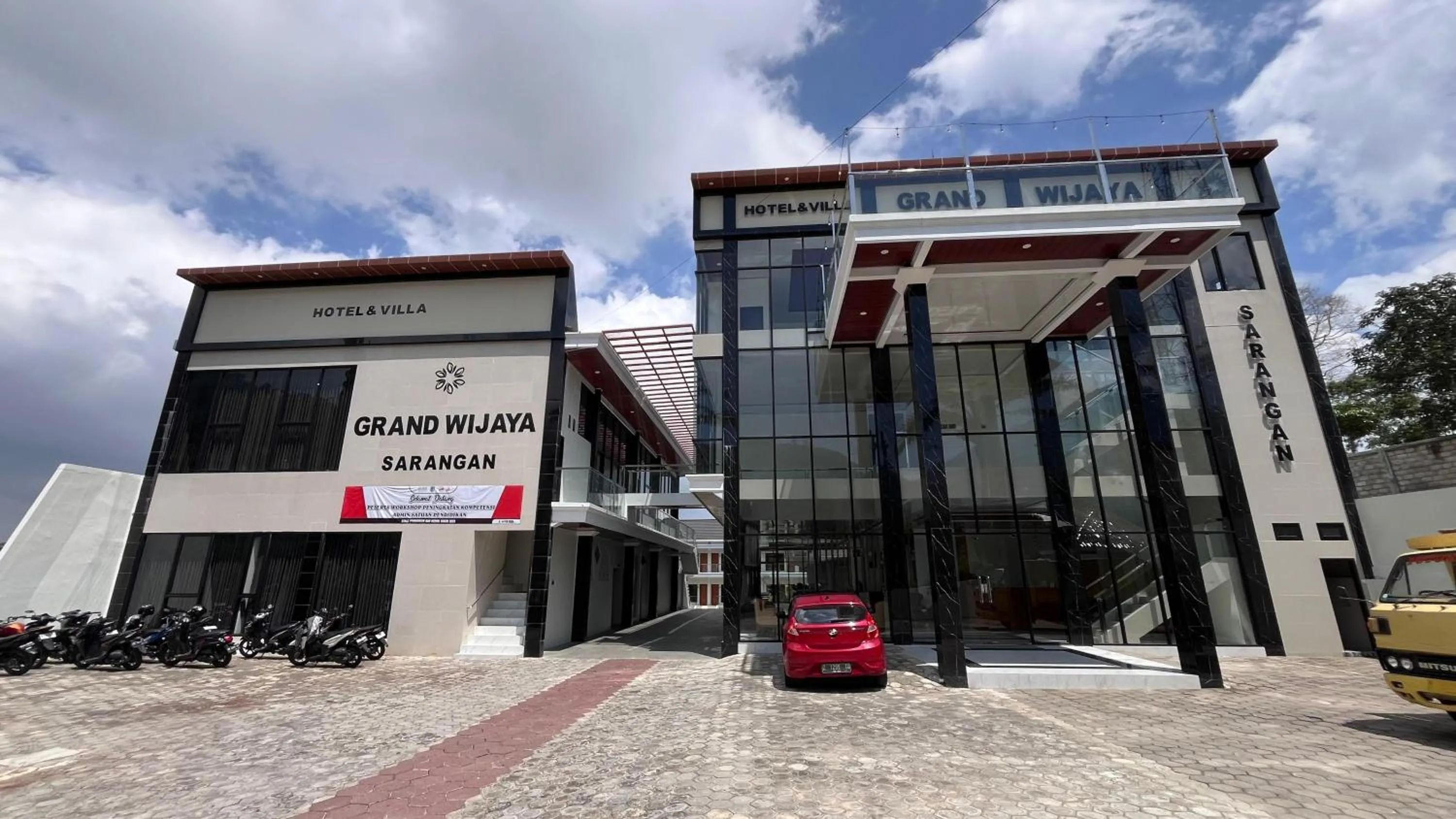 Grand Wijaya Hotel dan Villa Sarangan